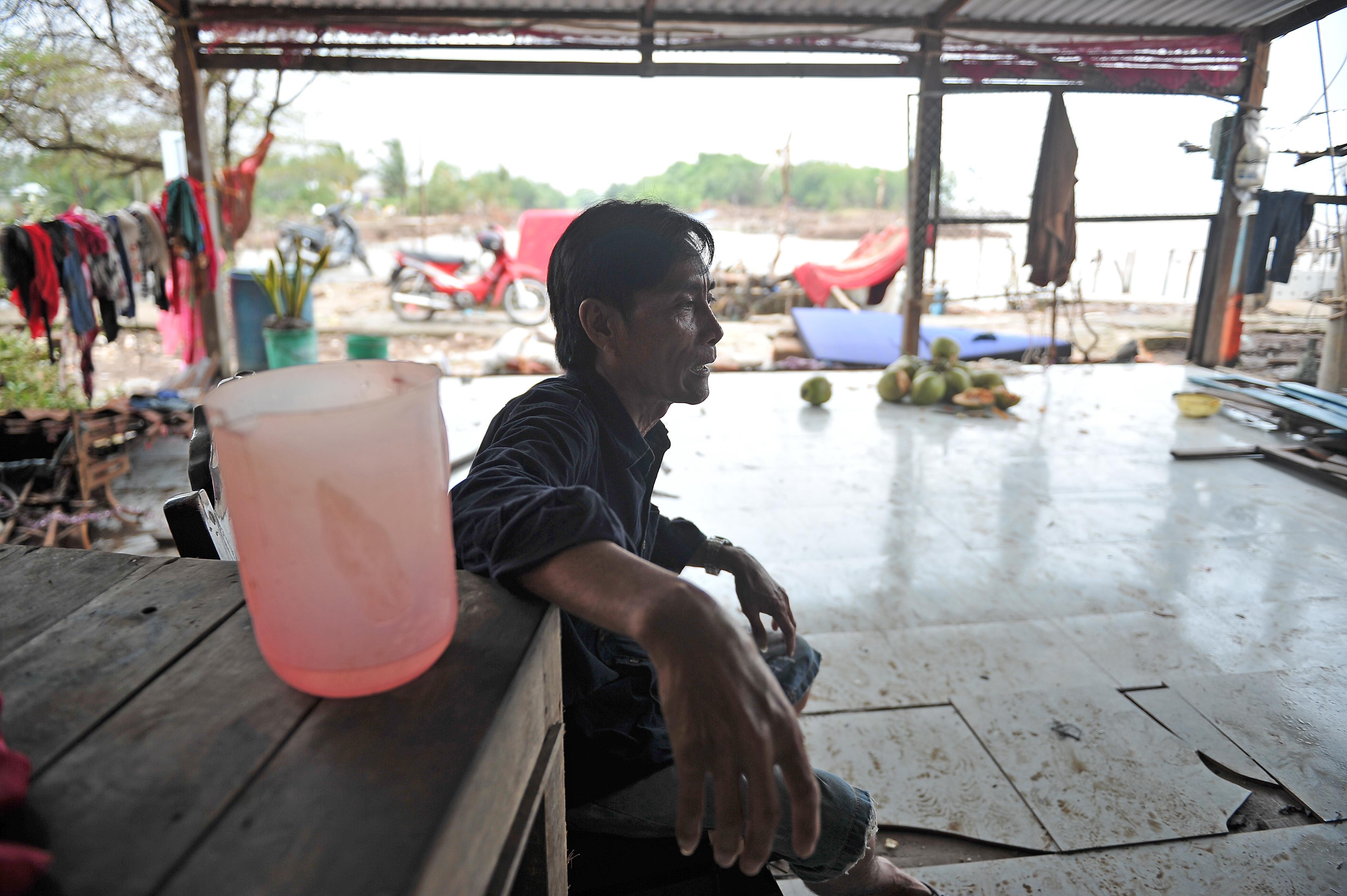 bang hoang bi gio cuon thoi bay do dac anh 4