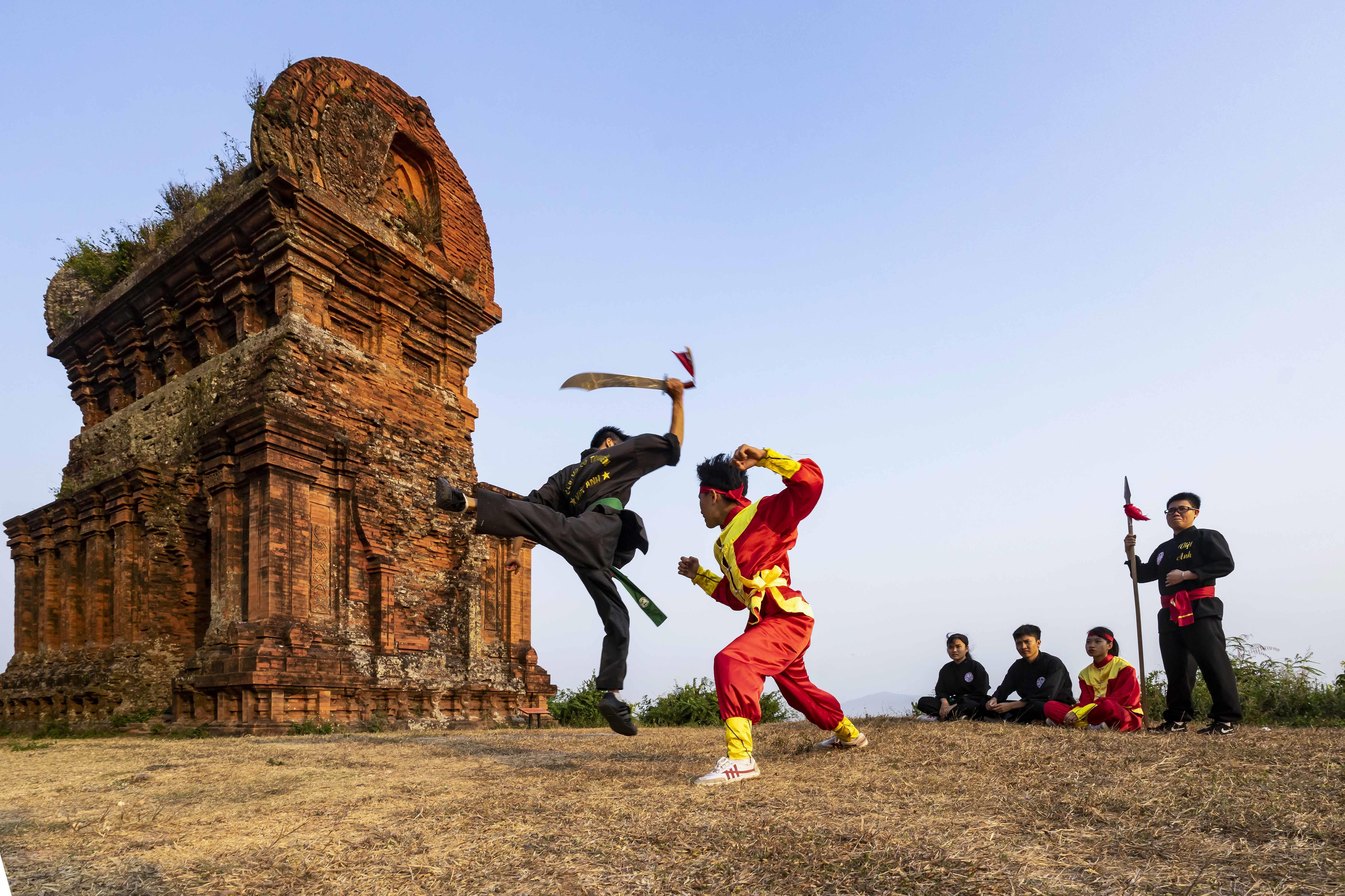 bieu dien vo Binh Dinh anh 15