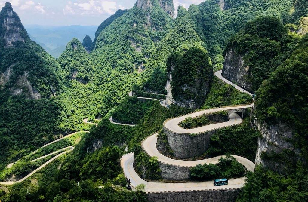 Dao buoc Phuong Hoang co tran, luon 99 khuc cua o Truong Gia Gioi hinh anh