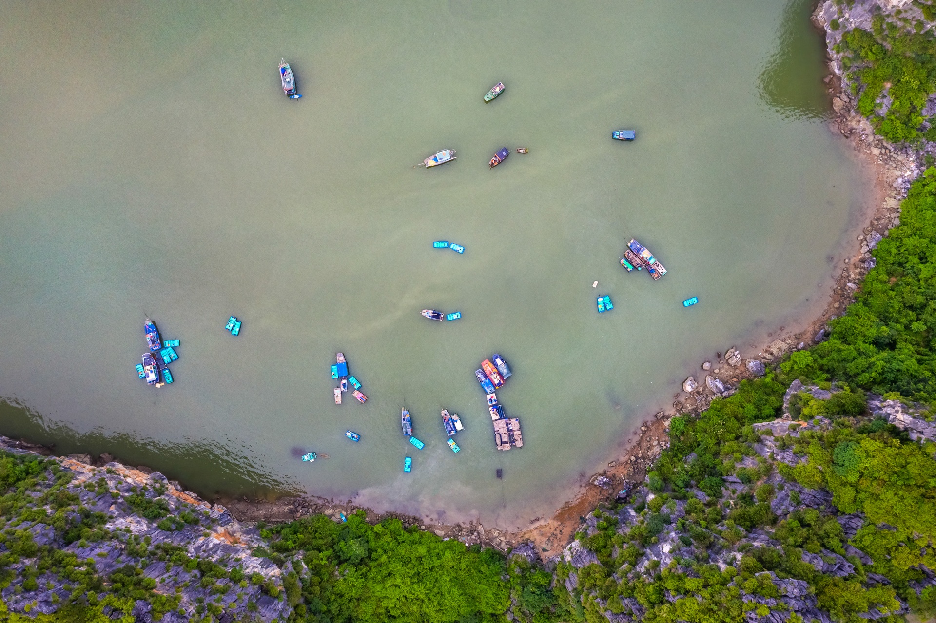 lang chai o Quang Ninh anh 17