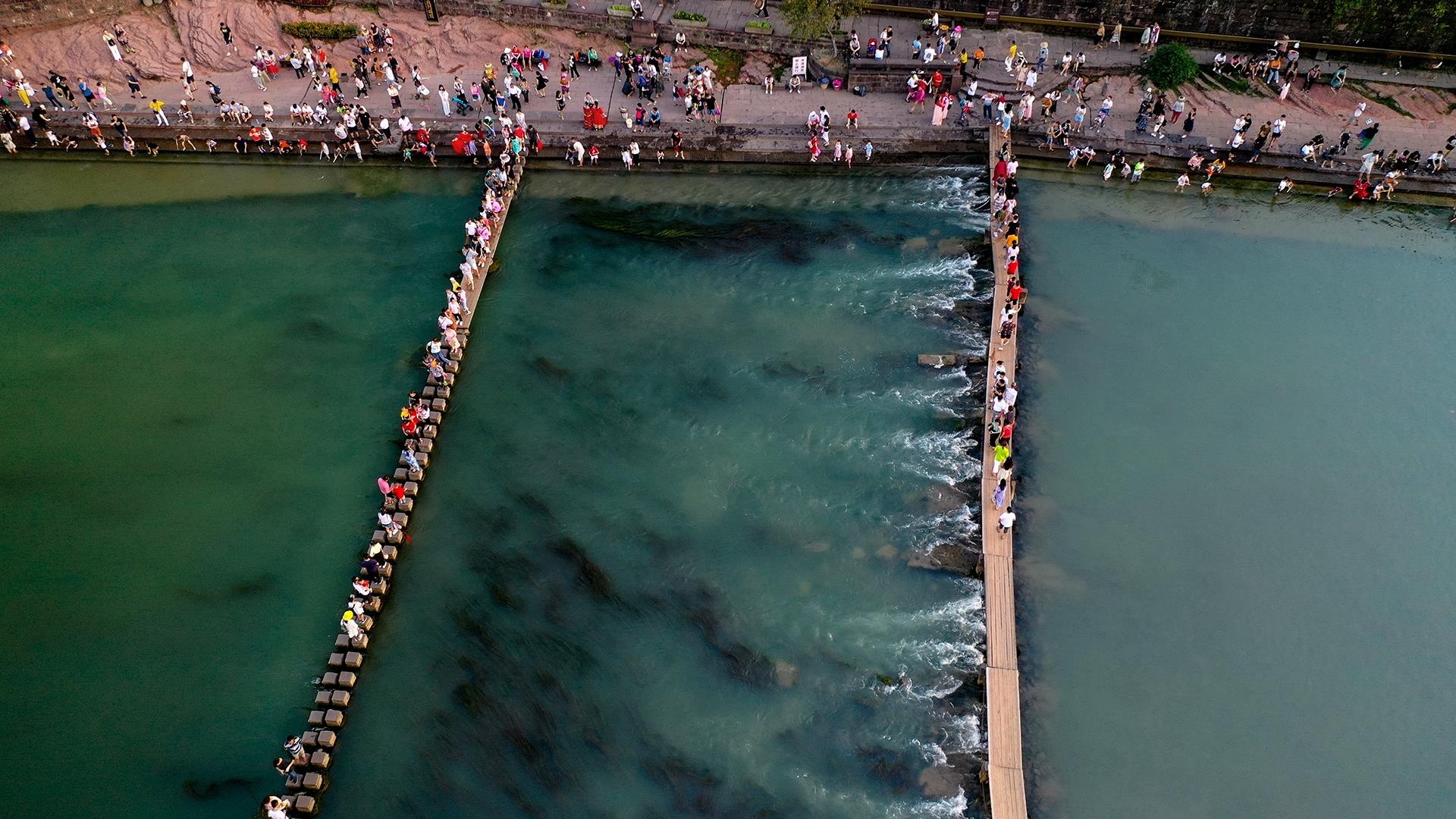 Phuong Hoang Co Tran anh 4