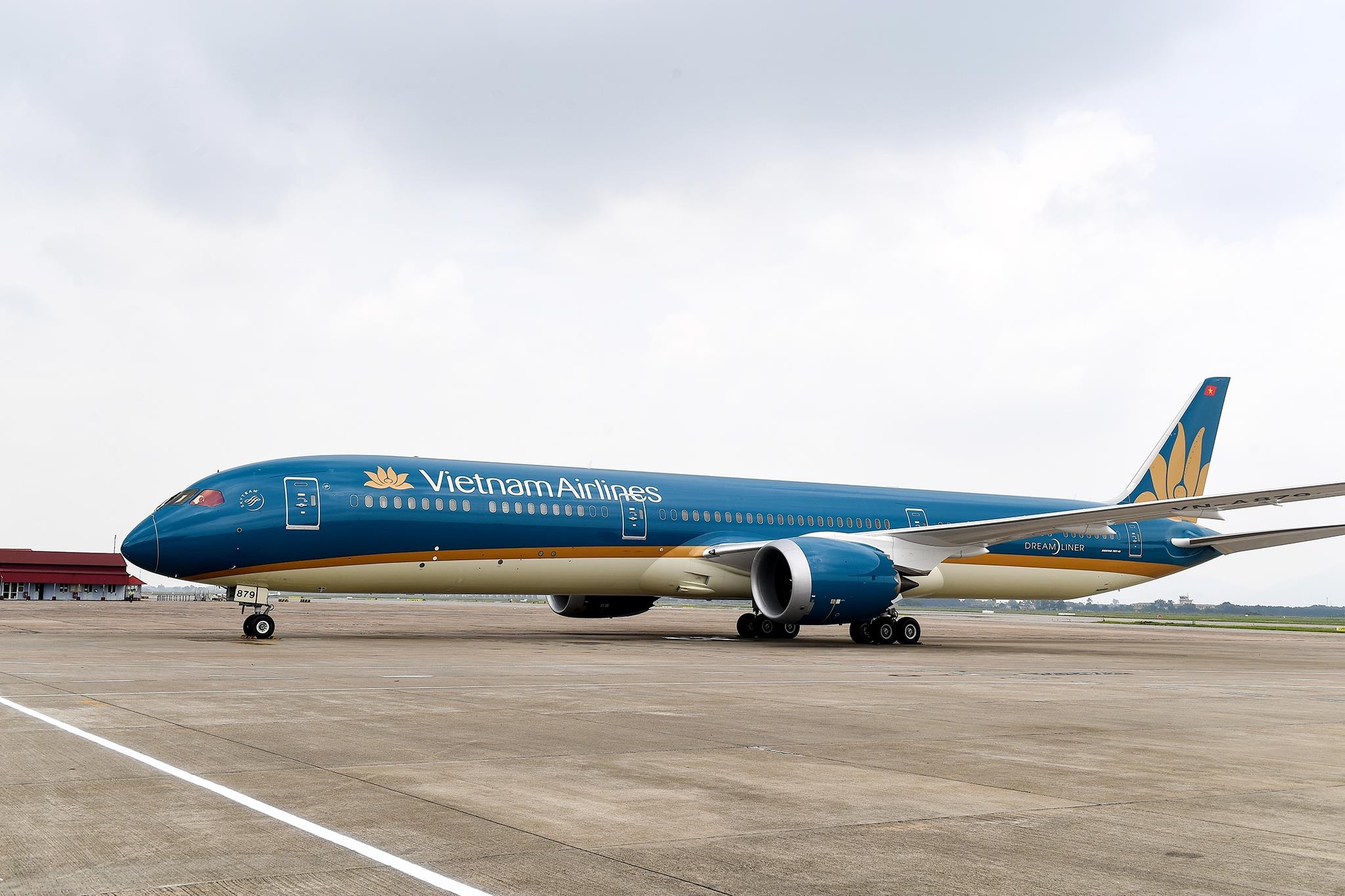 Boeing 787-10 dau tien tai Viet Nam anh 1
