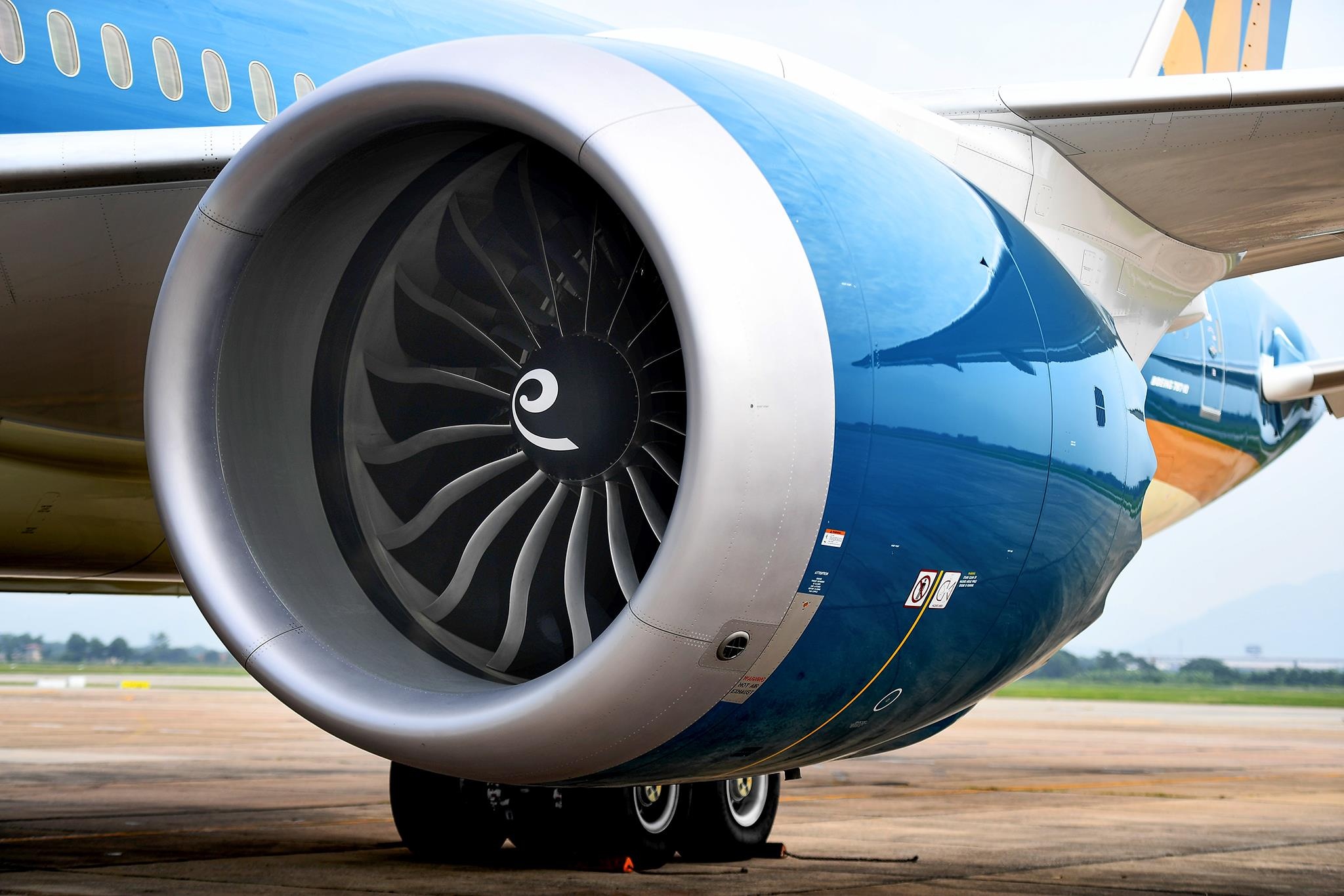 Boeing 787-10 dau tien tai Viet Nam anh 9