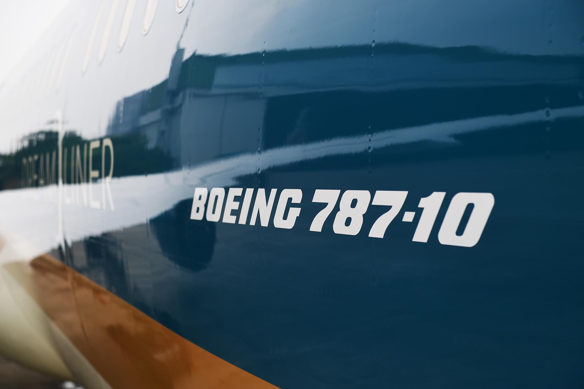 Boeing 787-10 dau tien tai Viet Nam anh 2