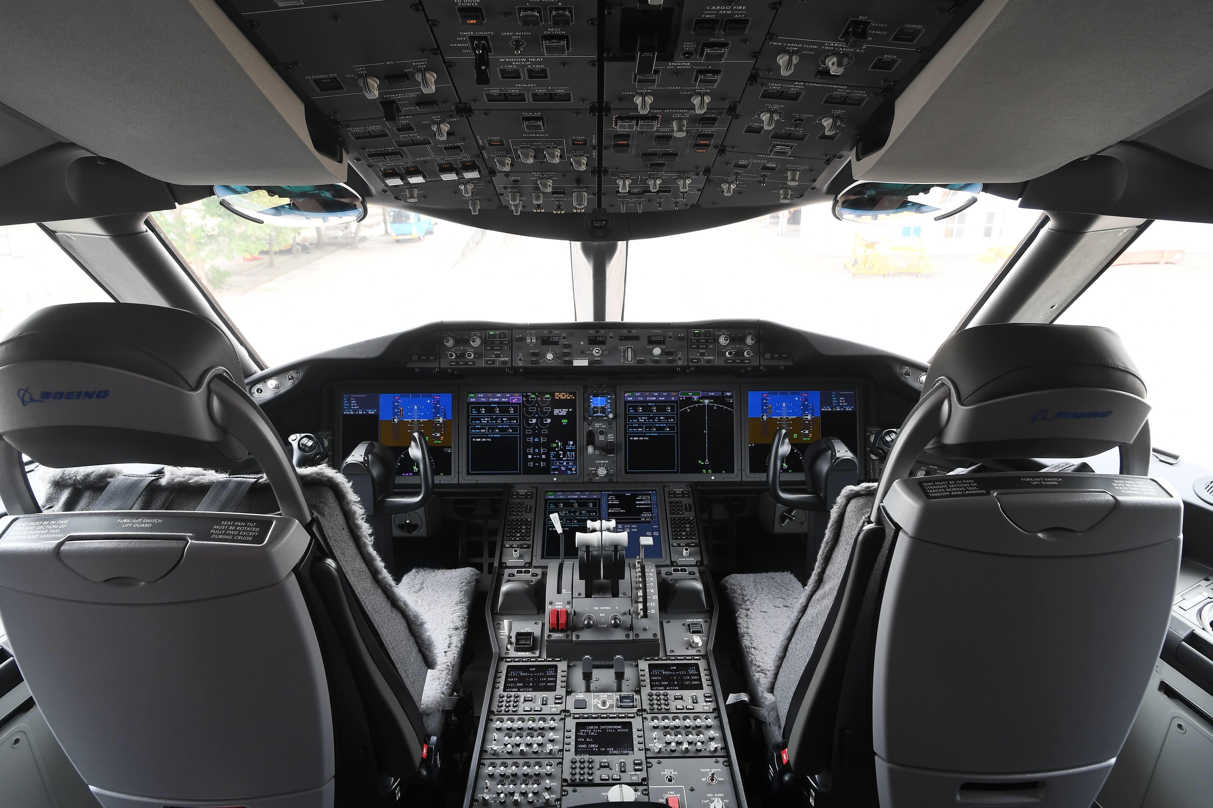 Boeing 787-10 dau tien tai Viet Nam anh 4