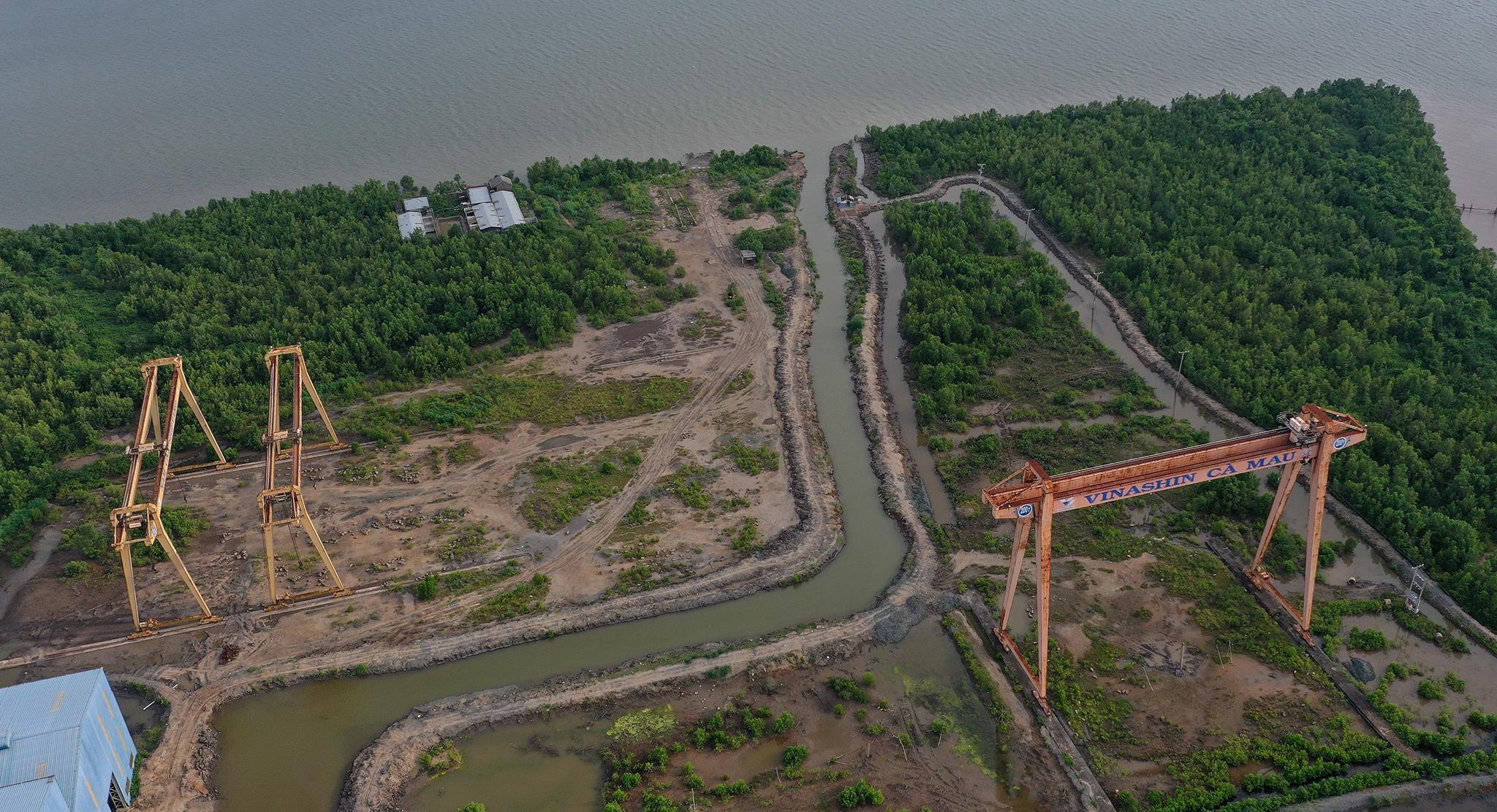 Nha may dong tau nghin ty o Ca Mau anh 4