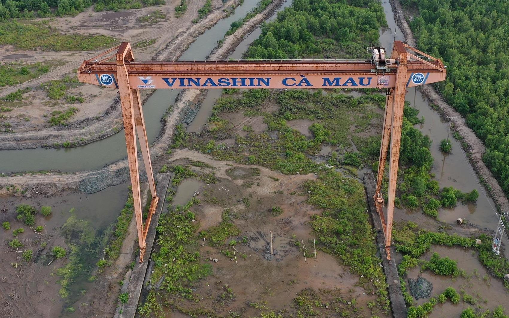 Nha may dong tau nghin ty o Ca Mau hoang hoa, gi set sau 12 nam hinh anh