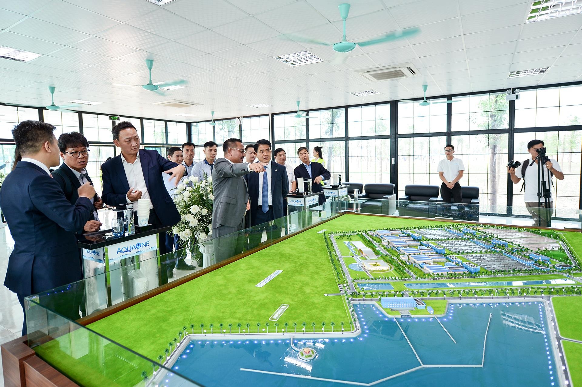 nha may nuoc mat song Duong cho ra nuoc uong tai v anh 13