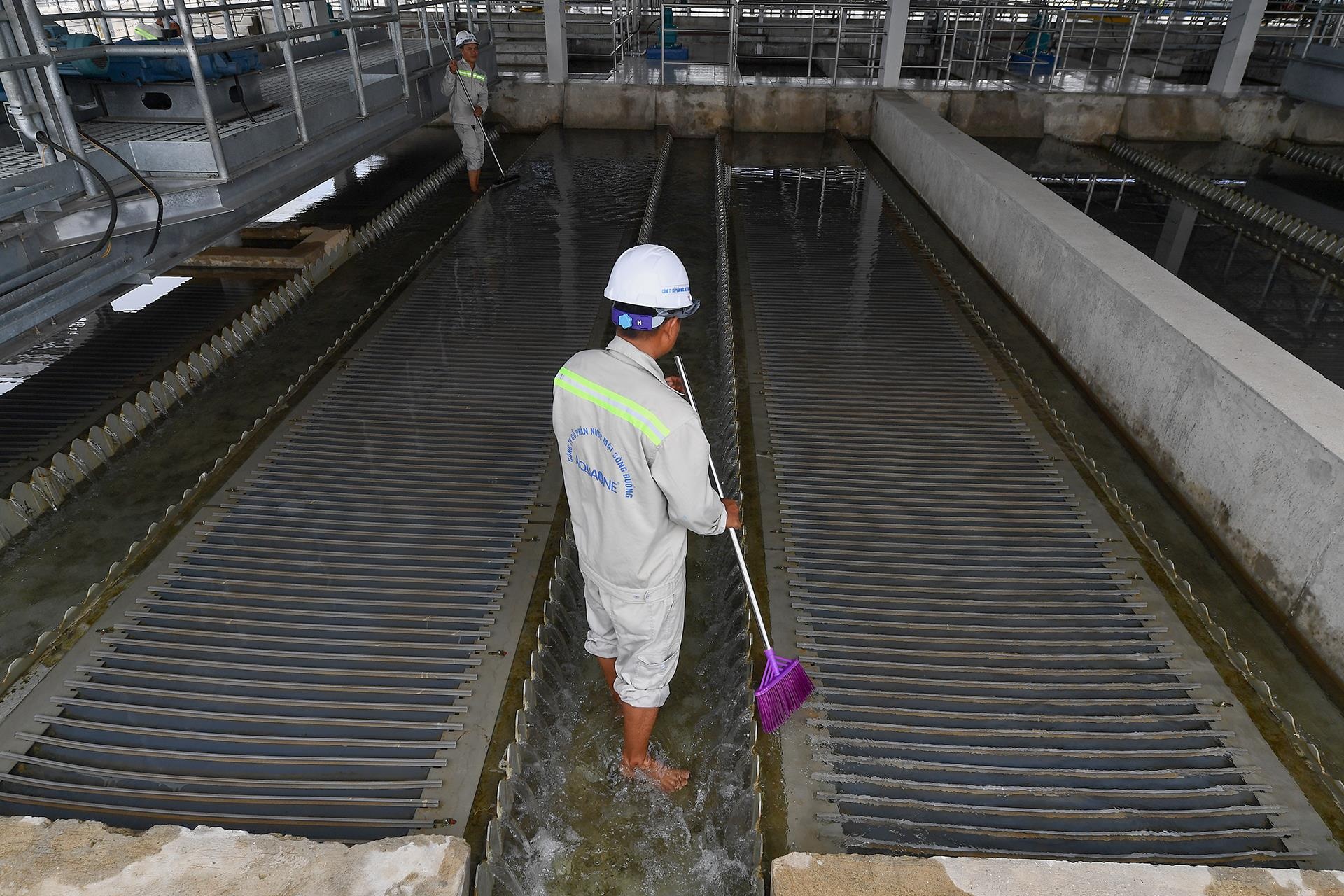 nha may nuoc mat song Duong cho ra nuoc uong tai v anh 35