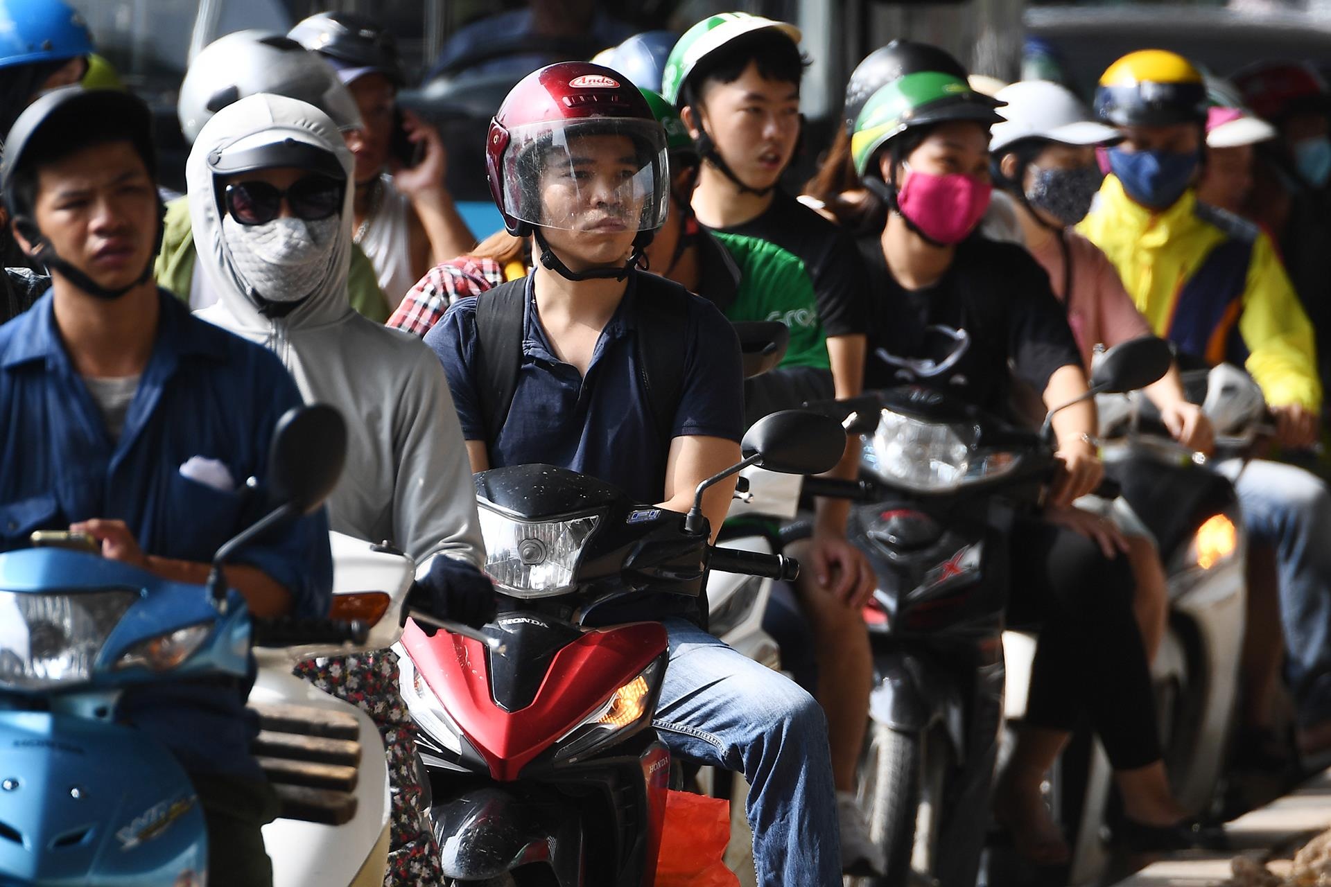 diem den ve nan un tac giao thong o Ha Noi anh 4