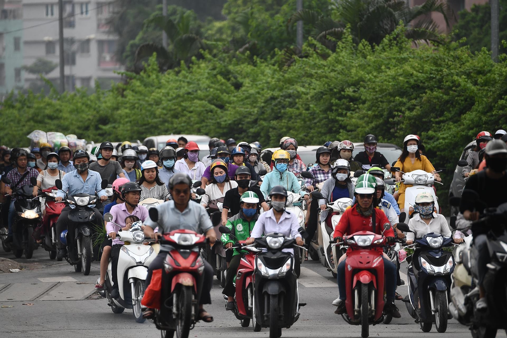diem den ve nan un tac giao thong o Ha Noi anh 5