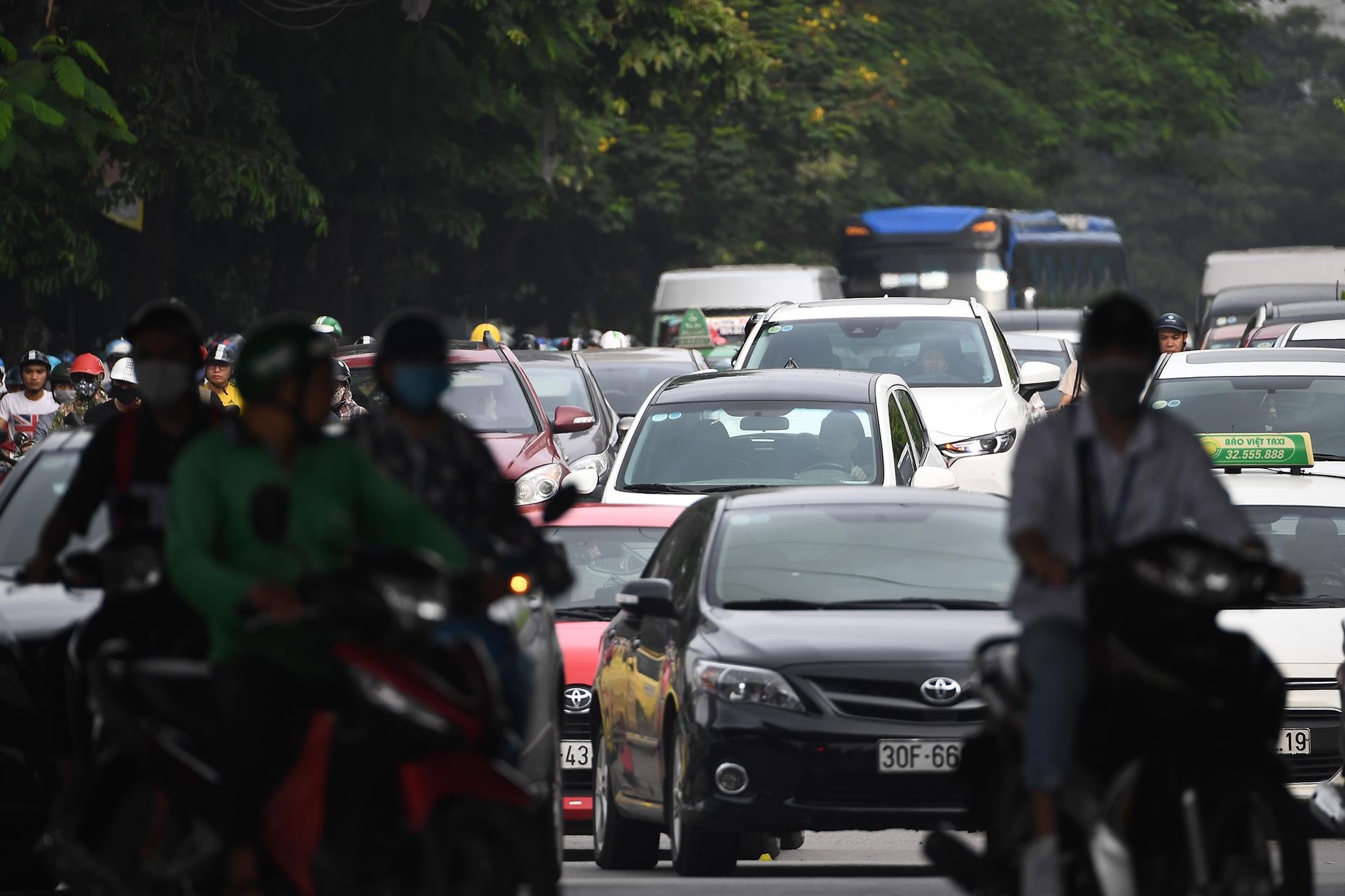 diem den ve nan un tac giao thong o Ha Noi anh 3