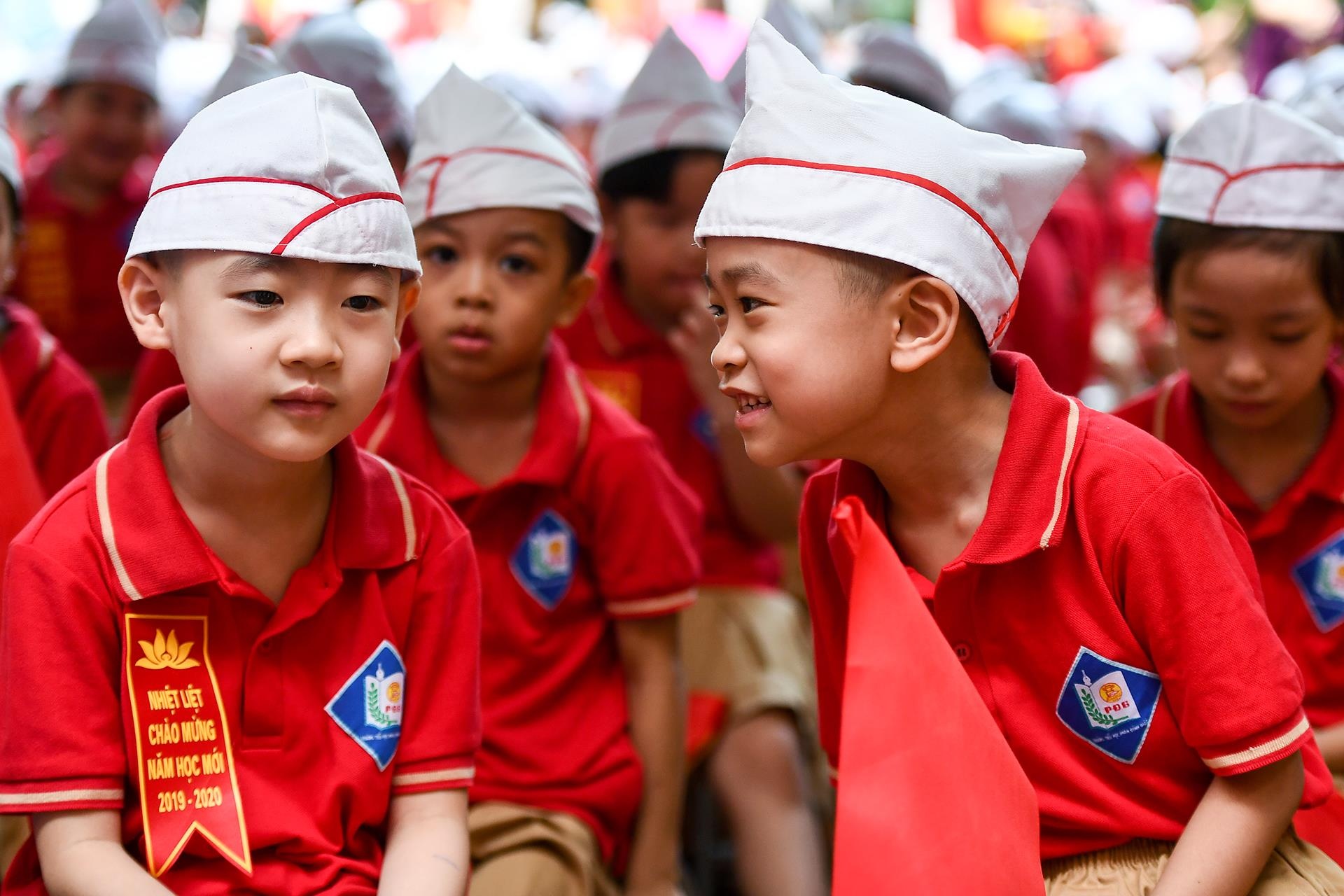 hoc sinh tieu hoc ngay khai giang anh 7