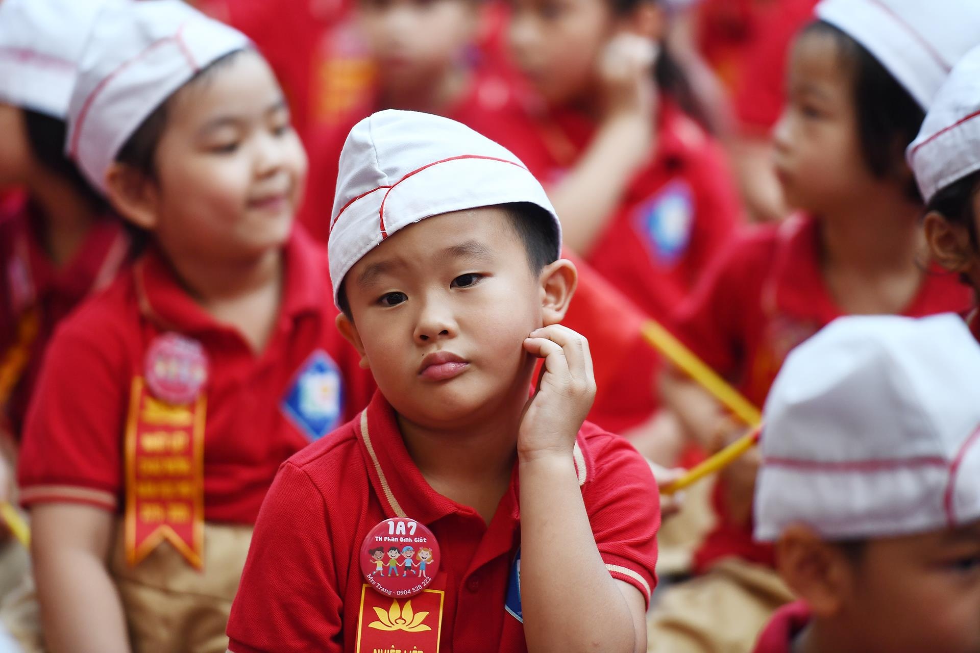 hoc sinh tieu hoc ngay khai giang anh 24