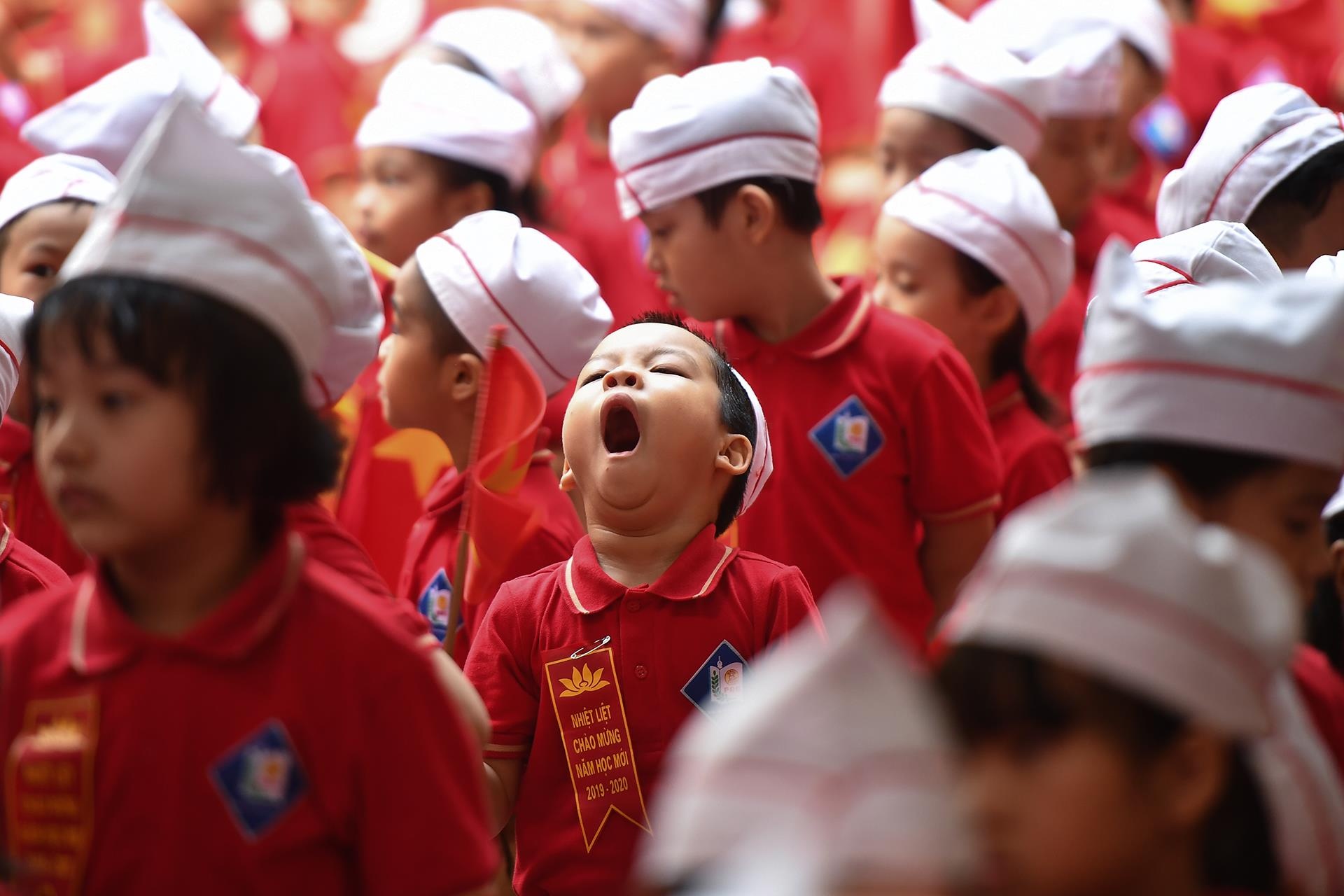 hoc sinh tieu hoc ngay khai giang anh 25