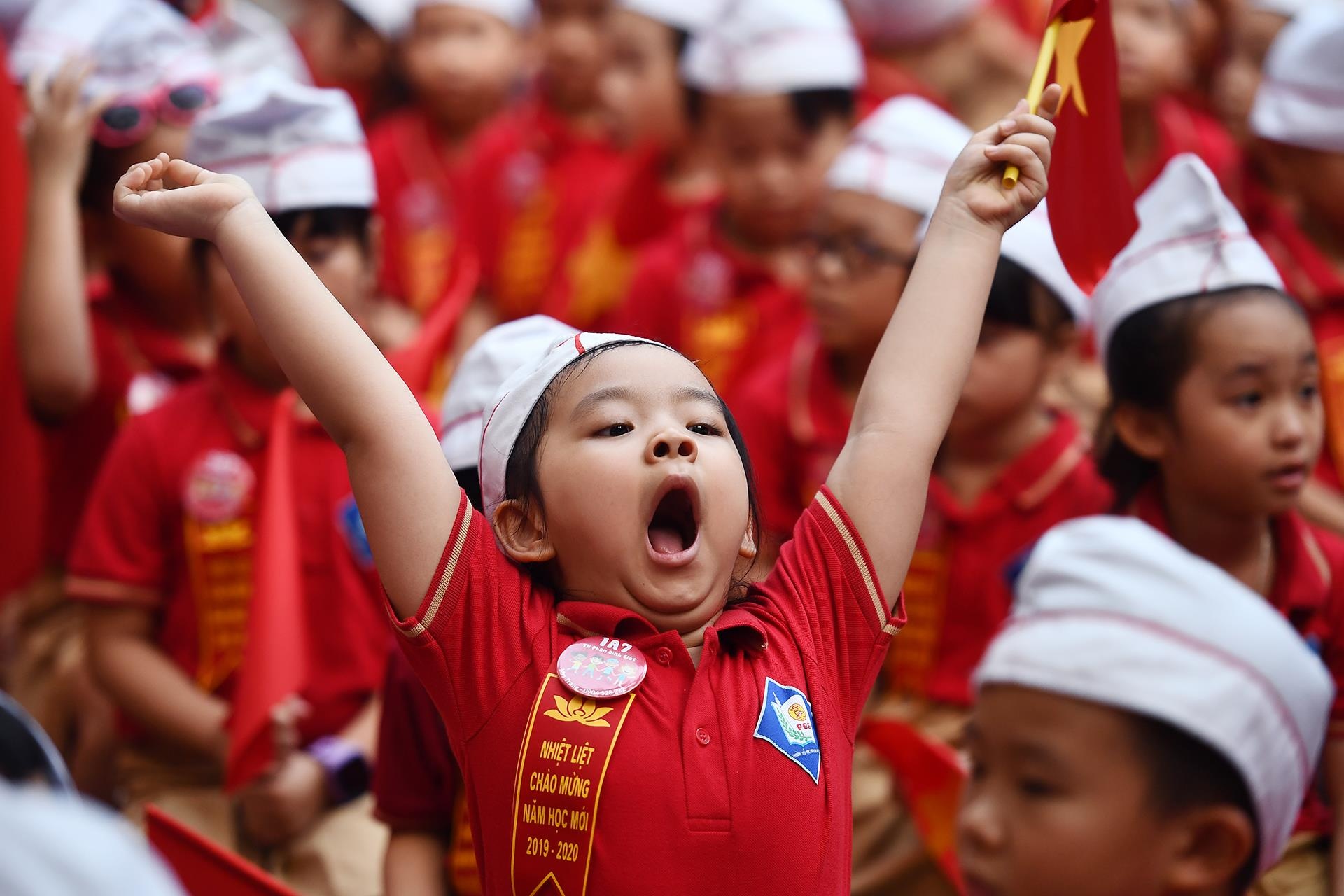 hoc sinh tieu hoc ngay khai giang anh 27