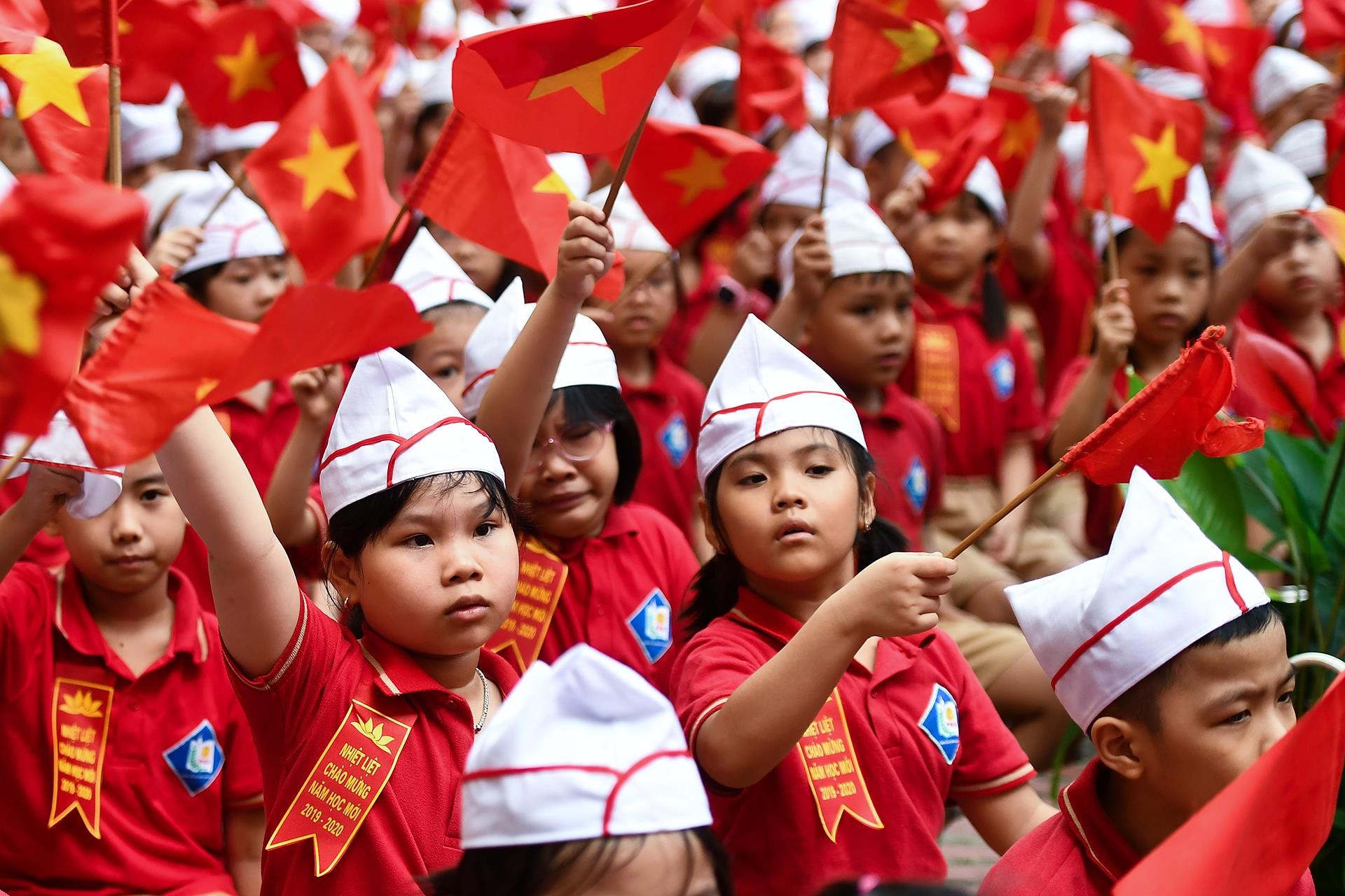 hoc sinh tieu hoc ngay khai giang anh 29