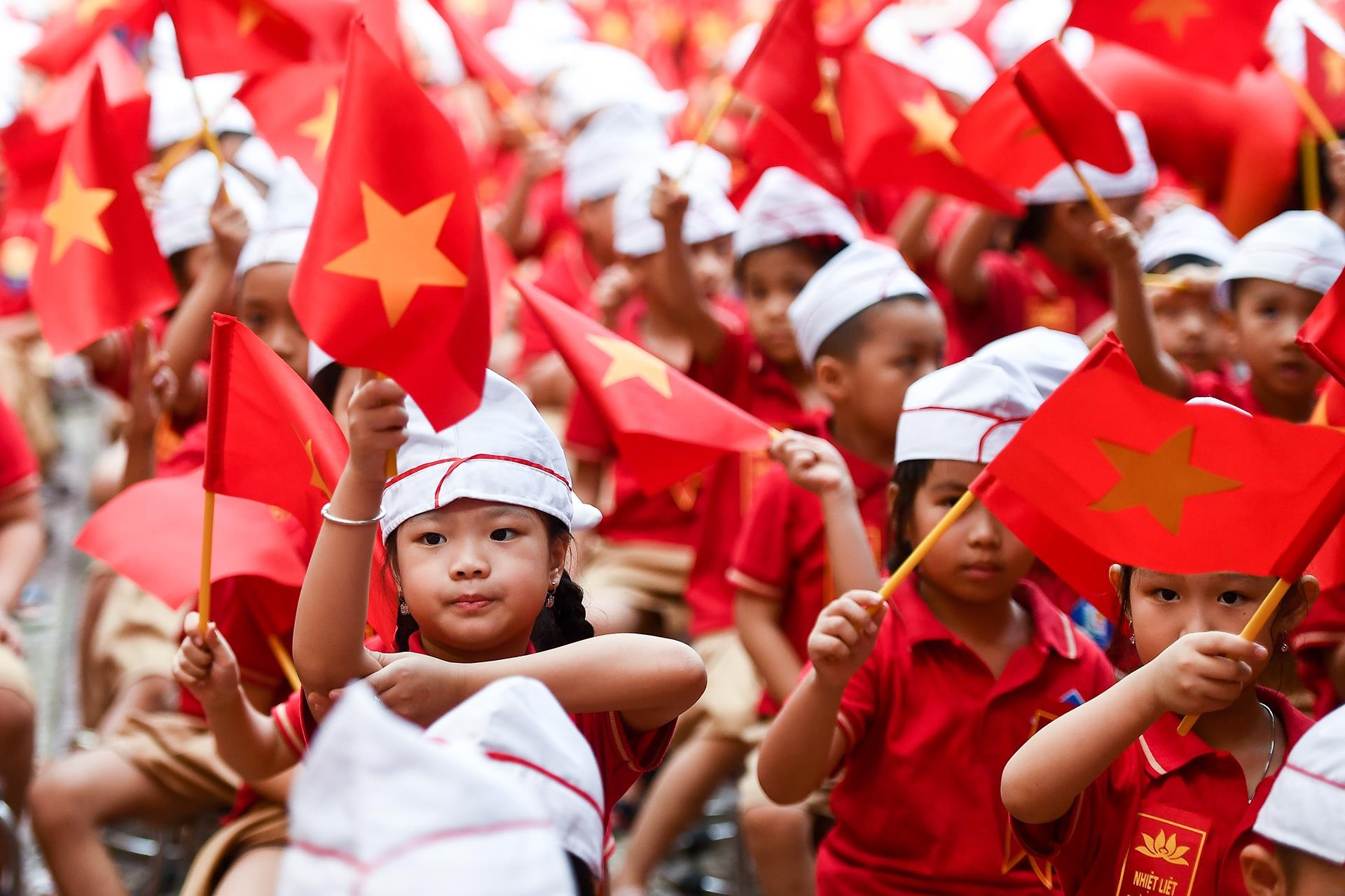 hoc sinh tieu hoc ngay khai giang anh 31