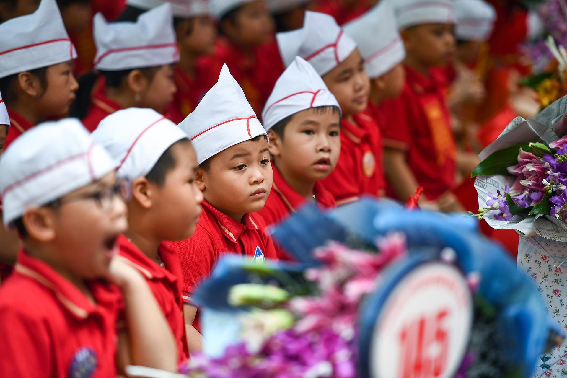 hoc sinh tieu hoc ngay khai giang anh 32