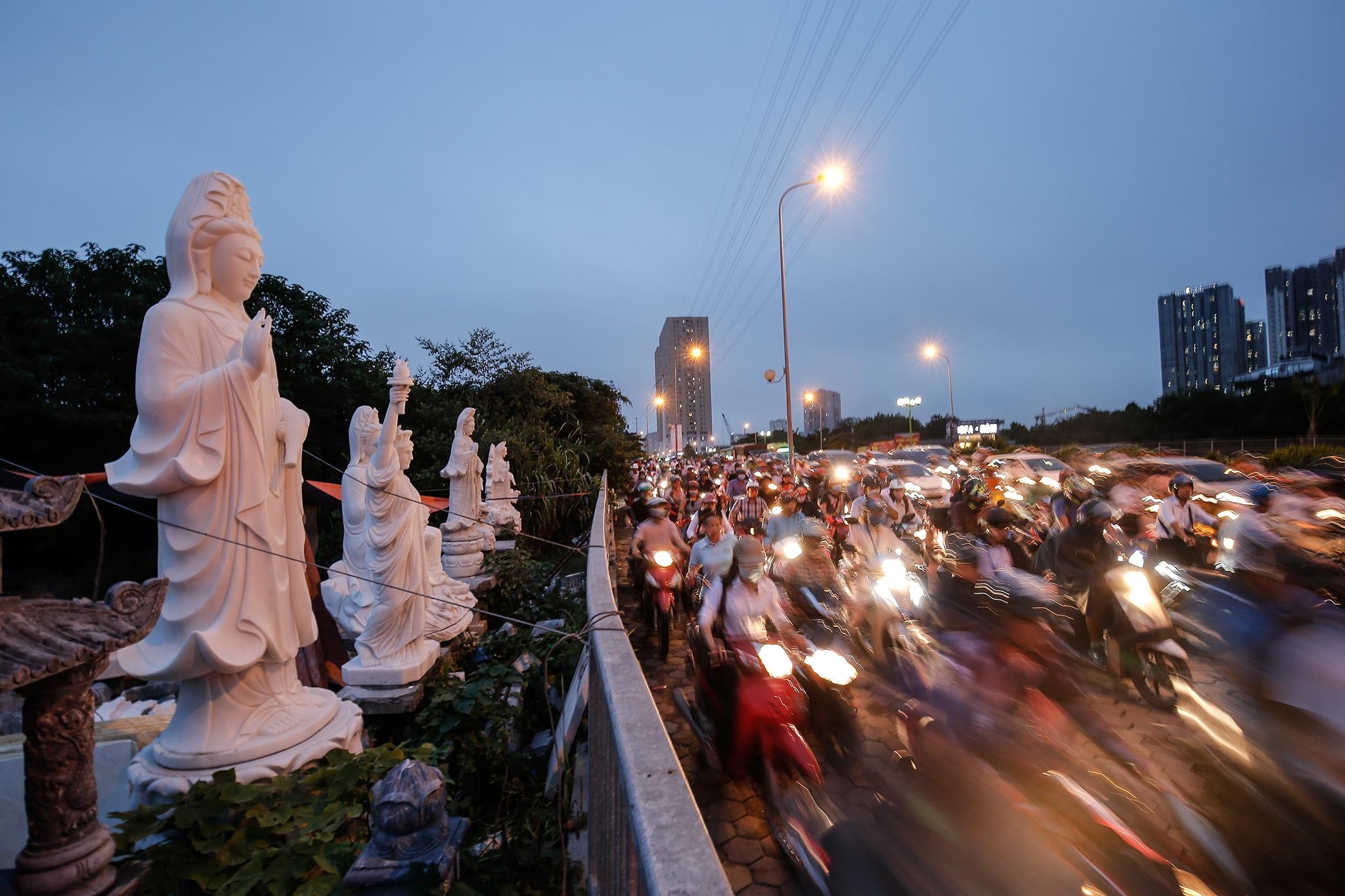 un tac giao thong o cac diem den trong thanh pho anh 16