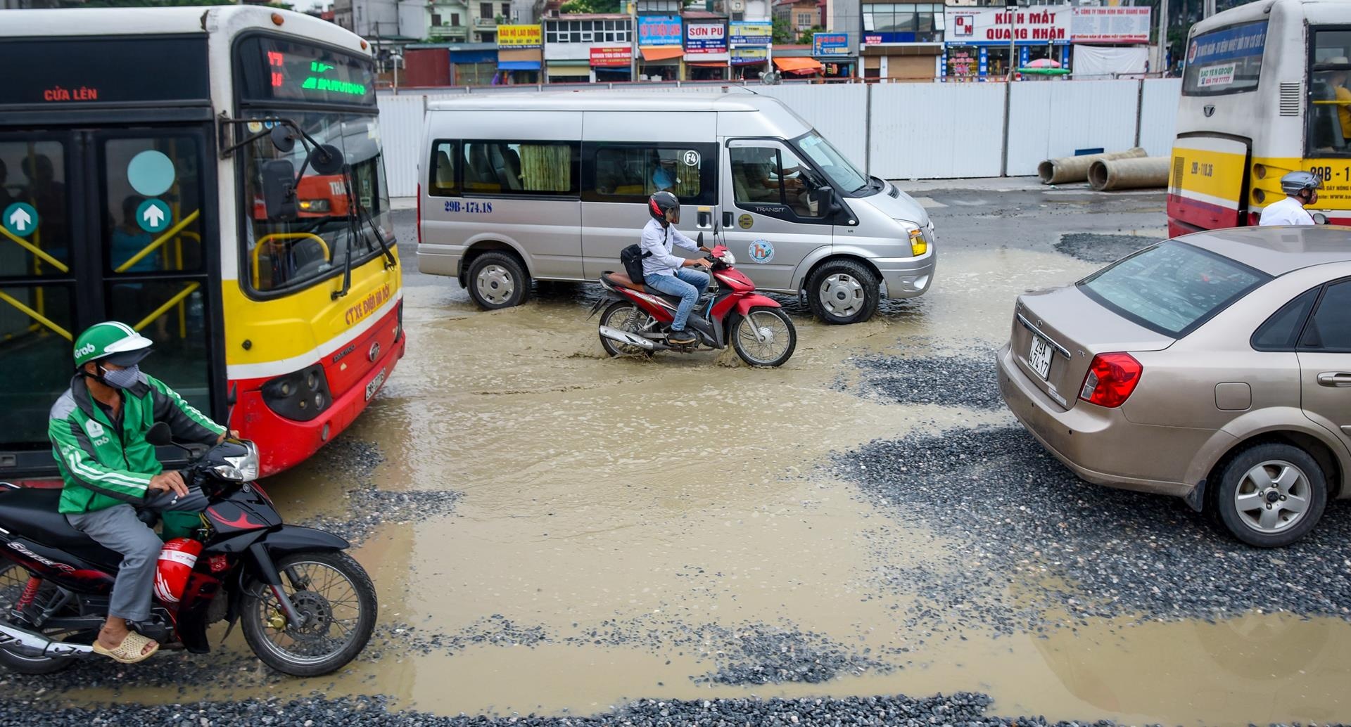 diem den un tac giao thong o Ha Noi va Sai Gon anh 17