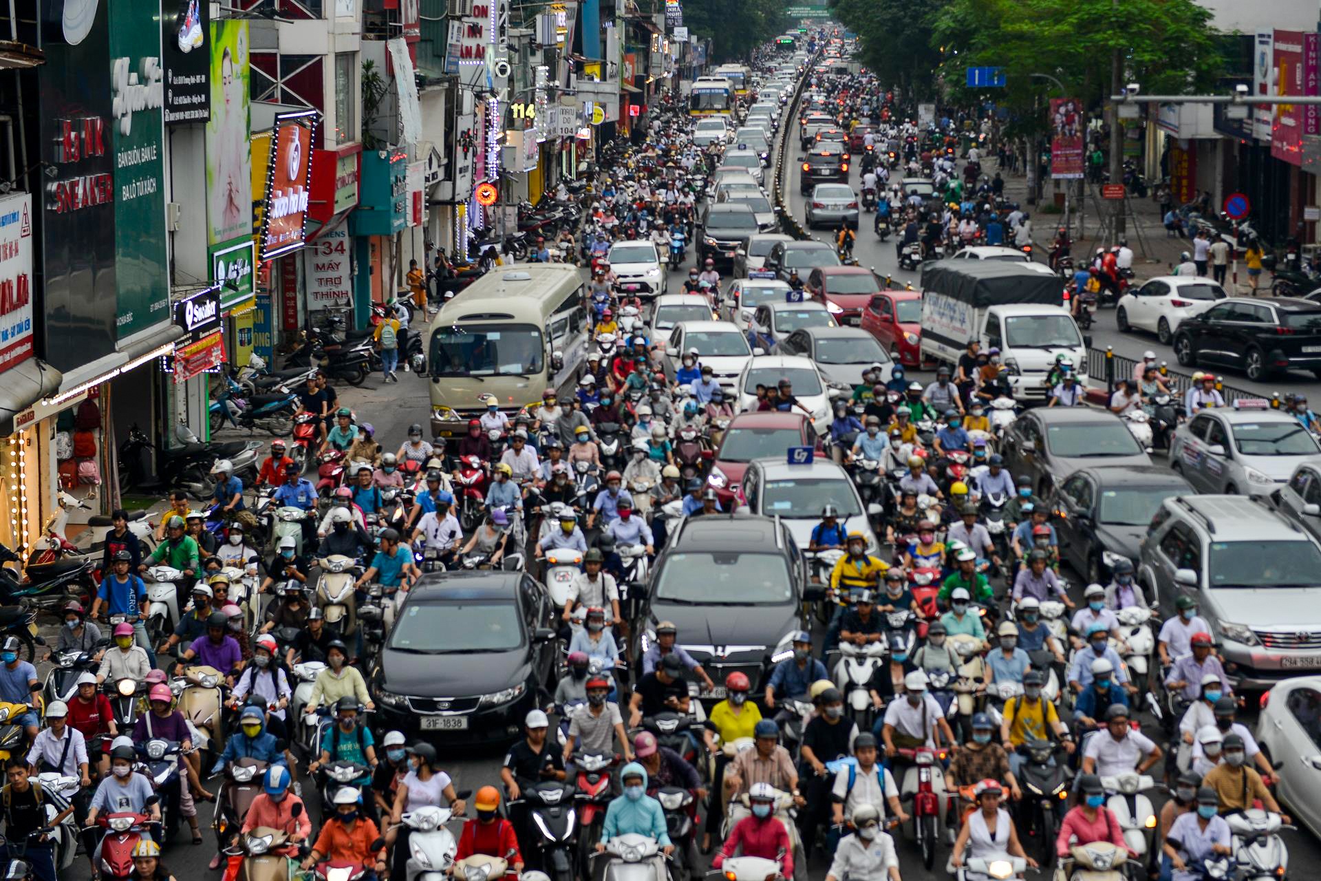 diem den un tac giao thong o Ha Noi va Sai Gon anh 31