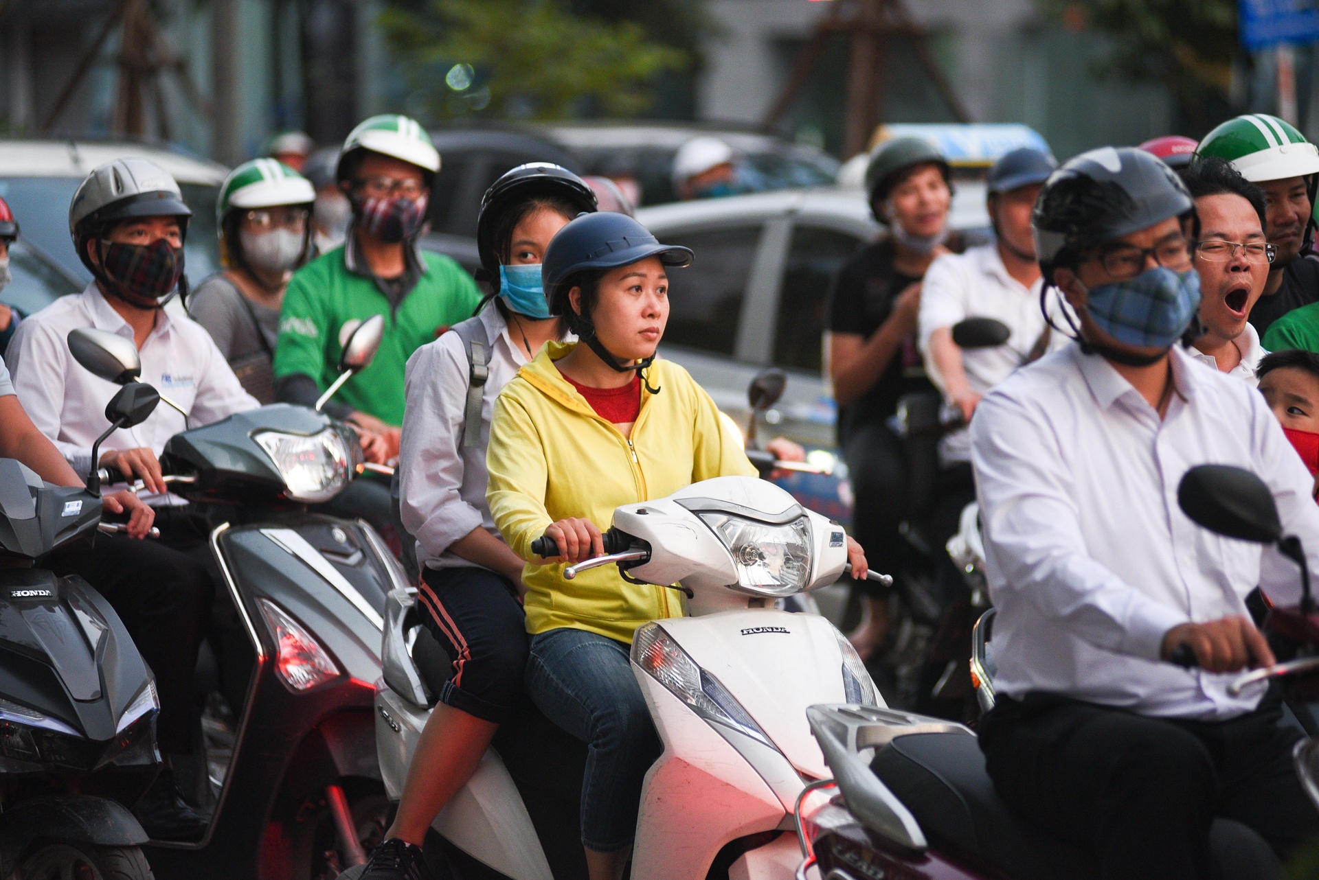 diem den un tac giao thong o Ha Noi va Sai Gon anh 3