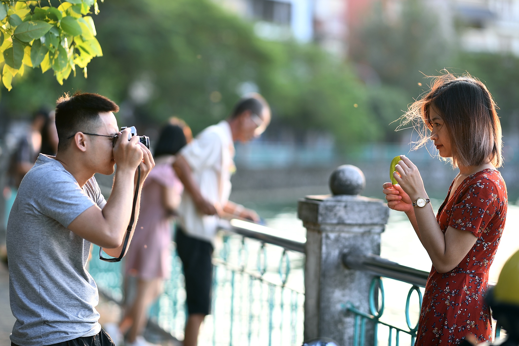 hồ Tây chiều lãng mạn ảnh 4 ho Tay chieu lang man anh 4