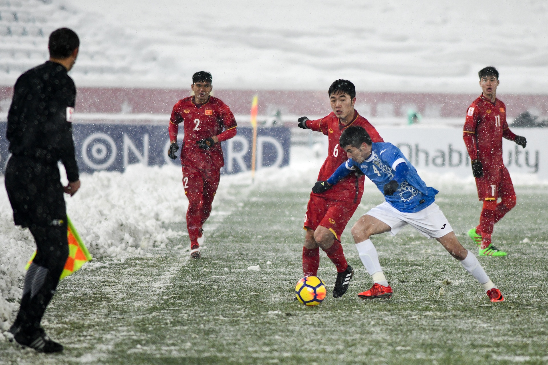 khoanh khac tran chung ket U23 chau A o Thuong Chau anh 8