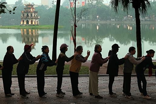 Nhung khoanh khac than thuong ve Ha Noi hinh anh