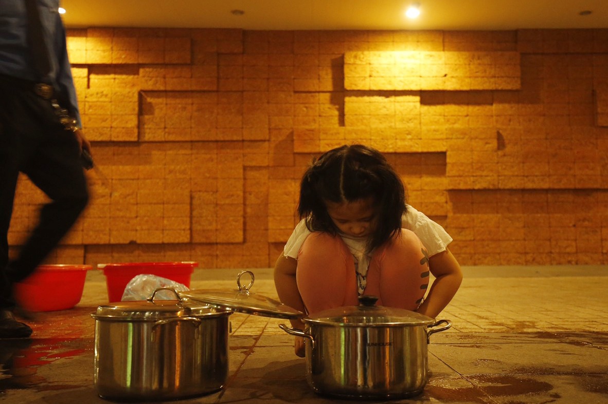 mat nuoc o Ha Noi vi song Da anh 8