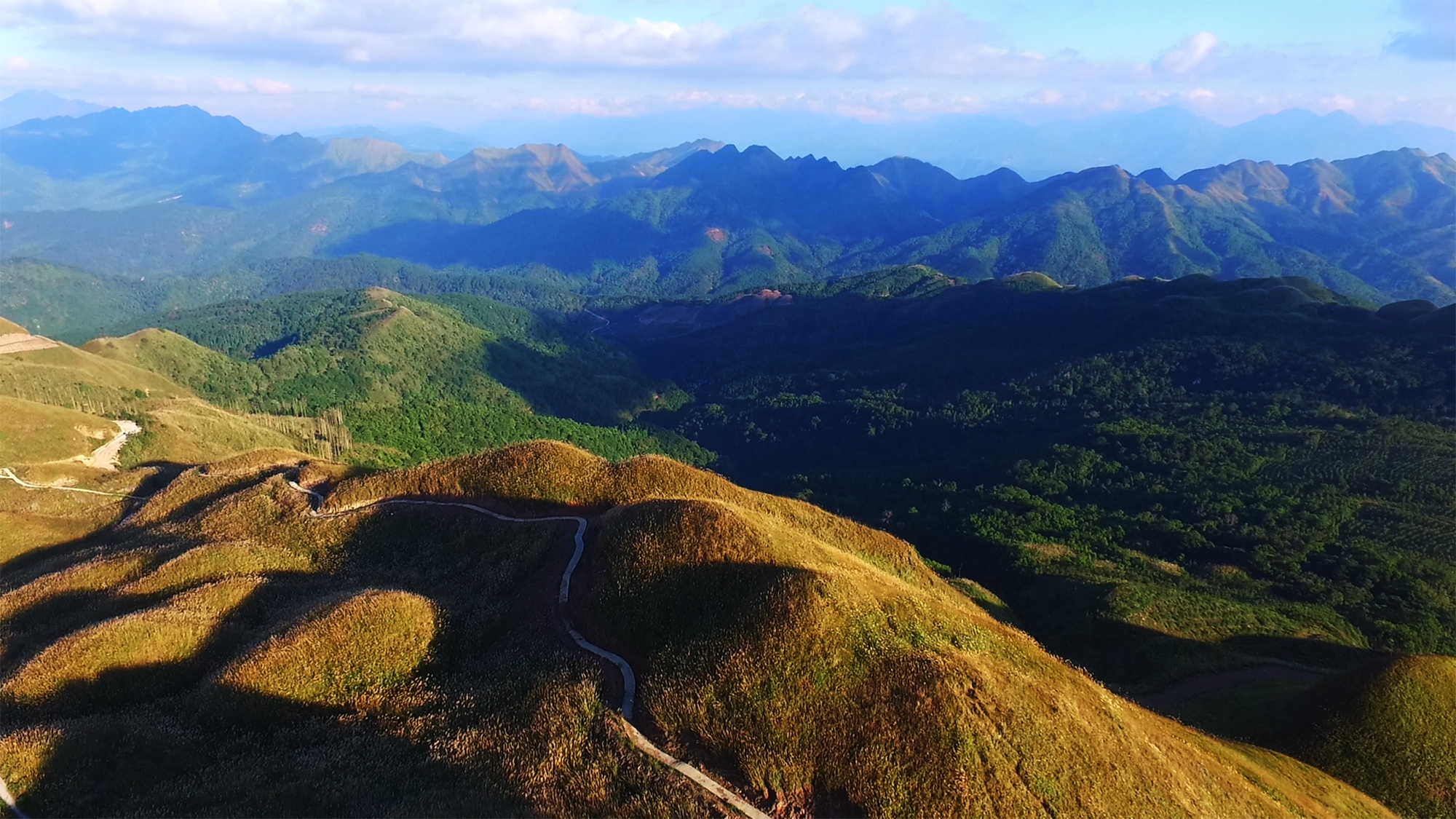 Binh Lieu la diem du lich dep o Quang Ninh anh 1