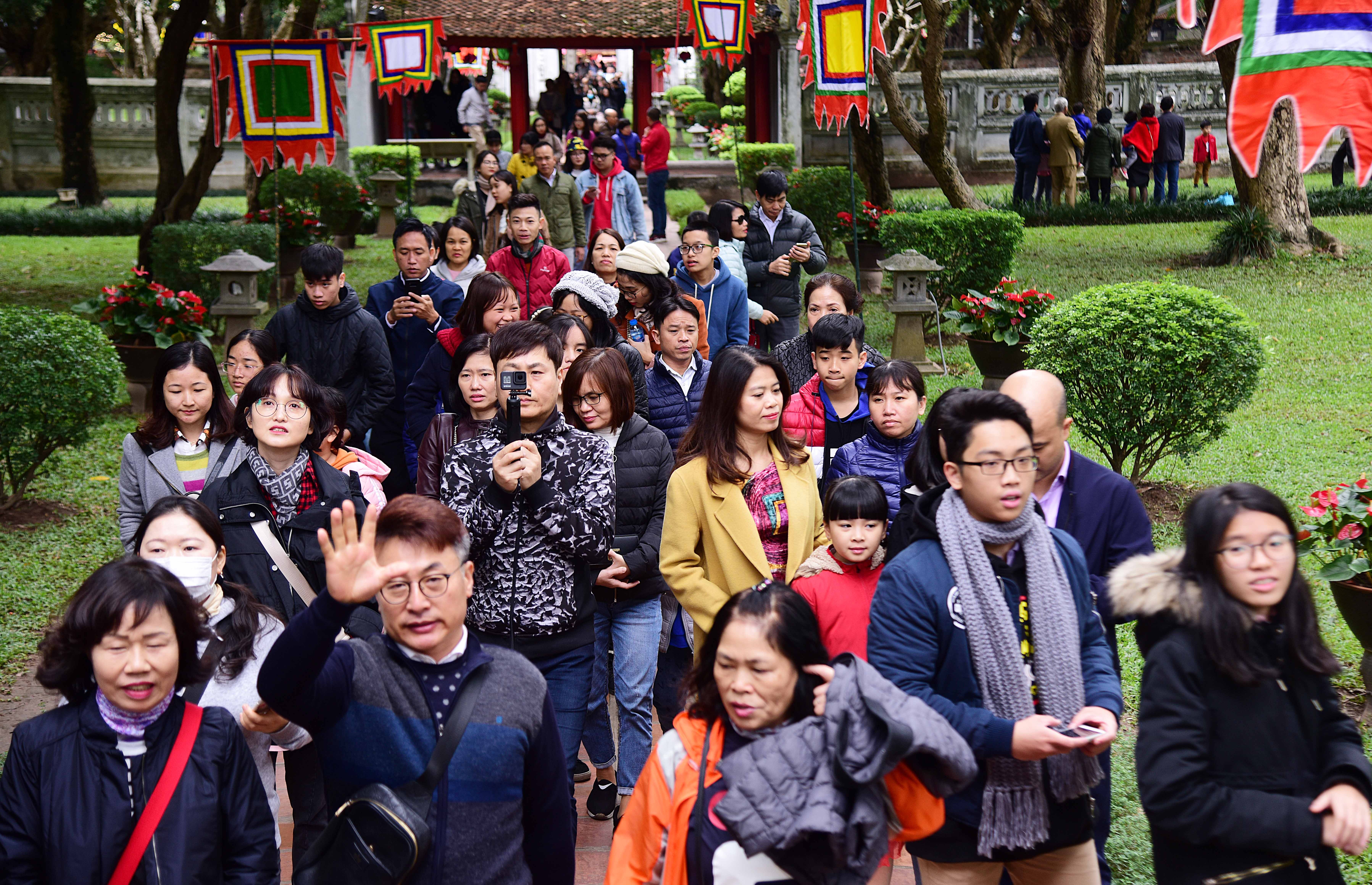 xin chu o hoi xuan Van Mieu anh 1