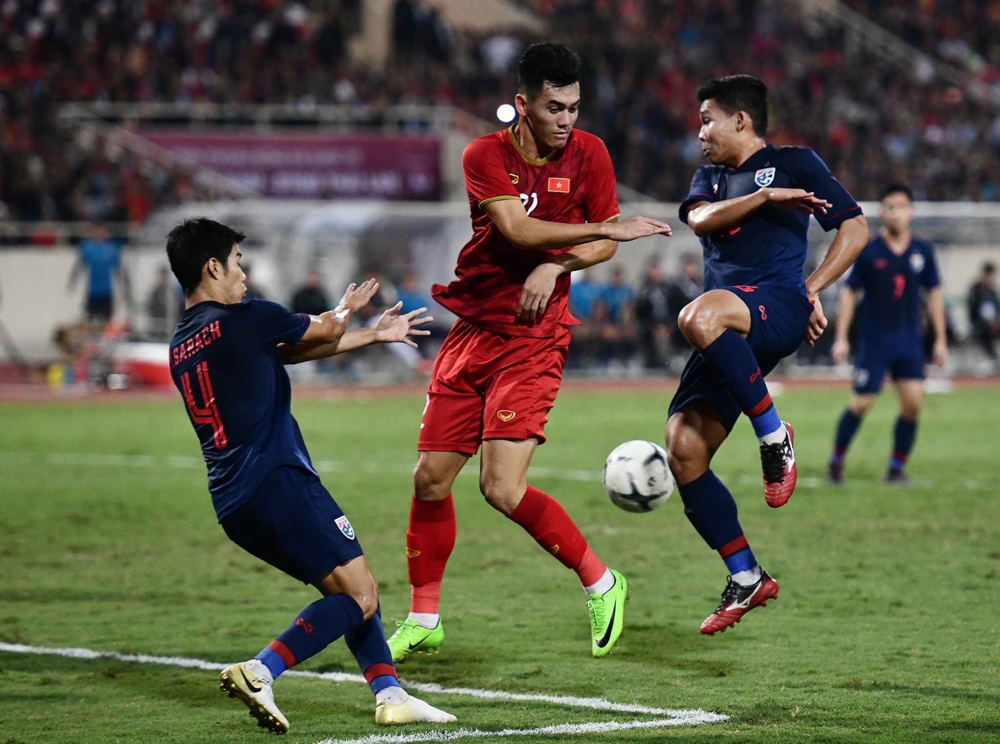 doi tuyen Viet Nam gap Thai Lan anh 11