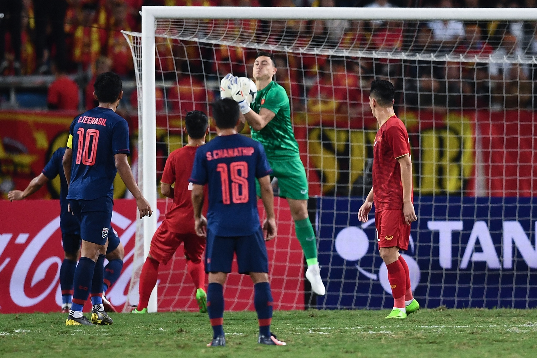 doi tuyen Viet Nam gap Thai Lan anh 12