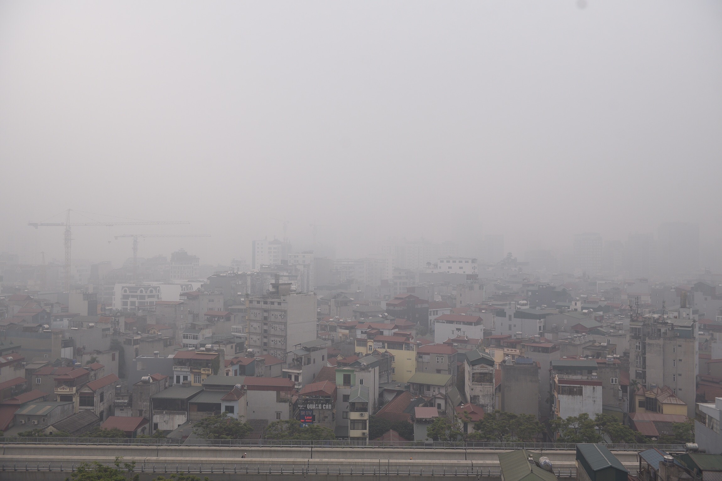 o nhiem nang bao phu thanh pho anh 3