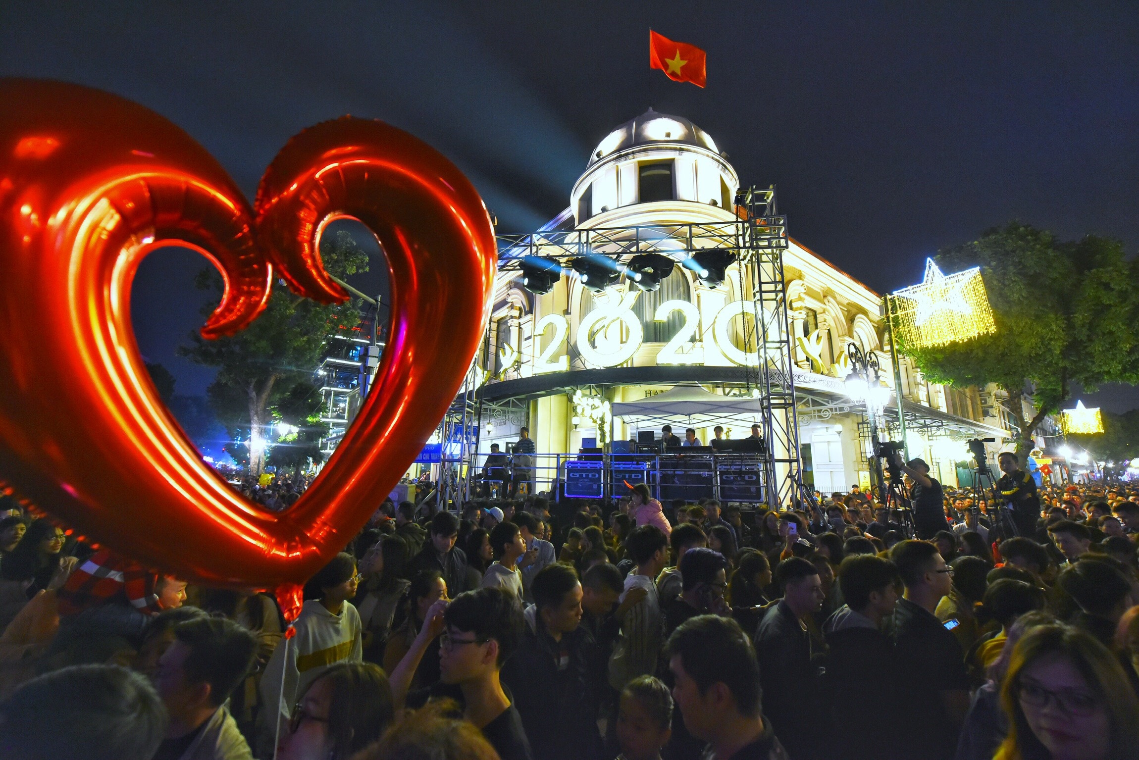 bien nguoi don nam moi anh 1