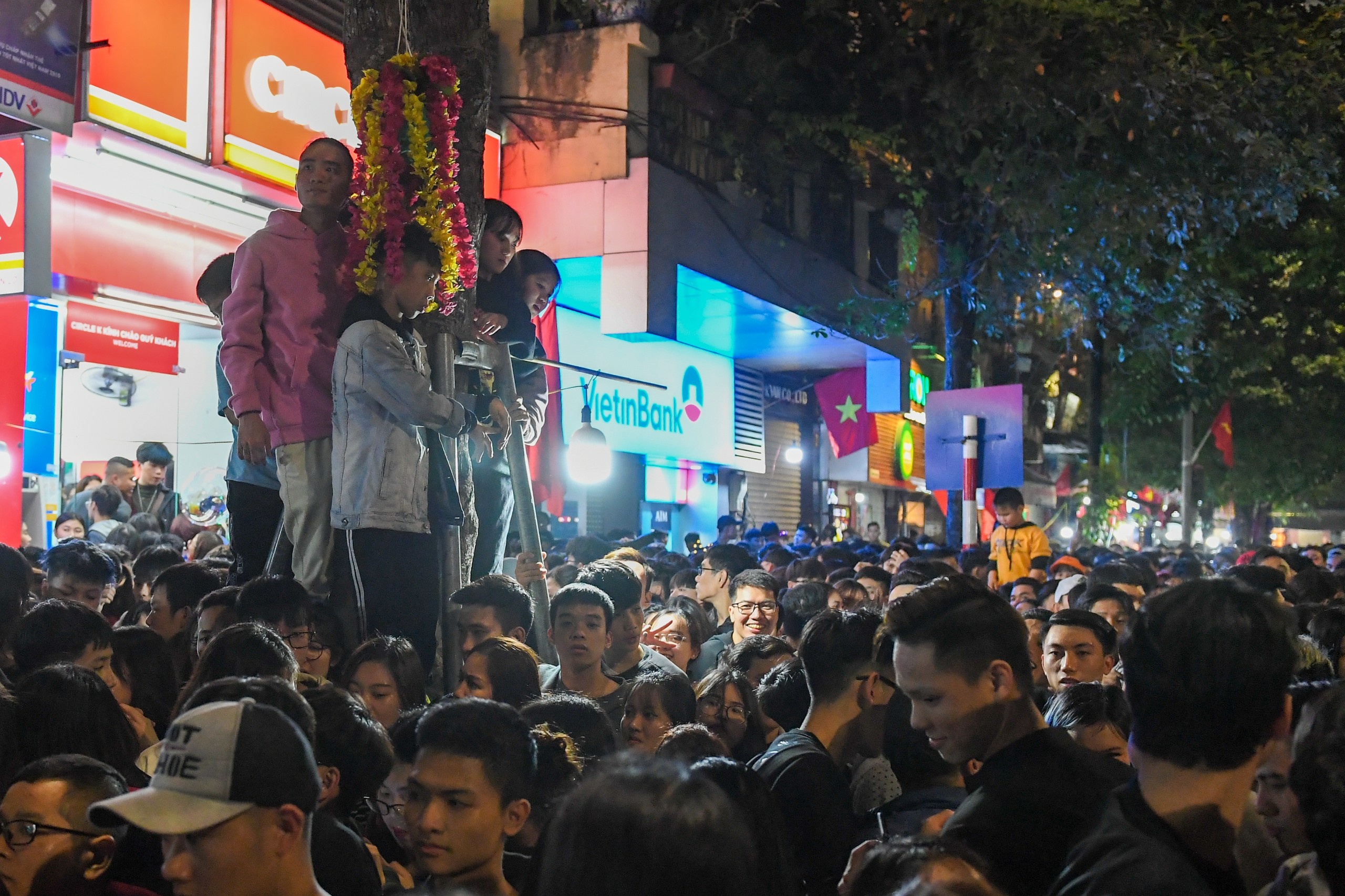 bien nguoi don nam moi anh 7