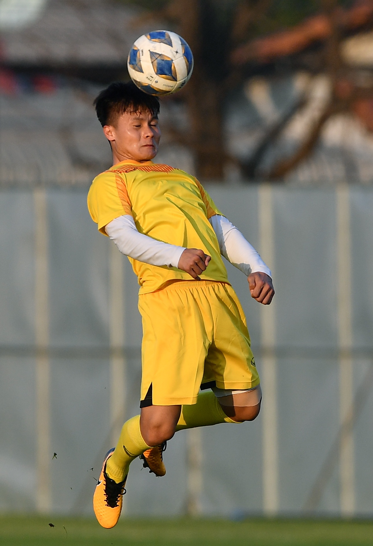 U23 Viet Nam tap luyen truoc ngay khai mac anh 2