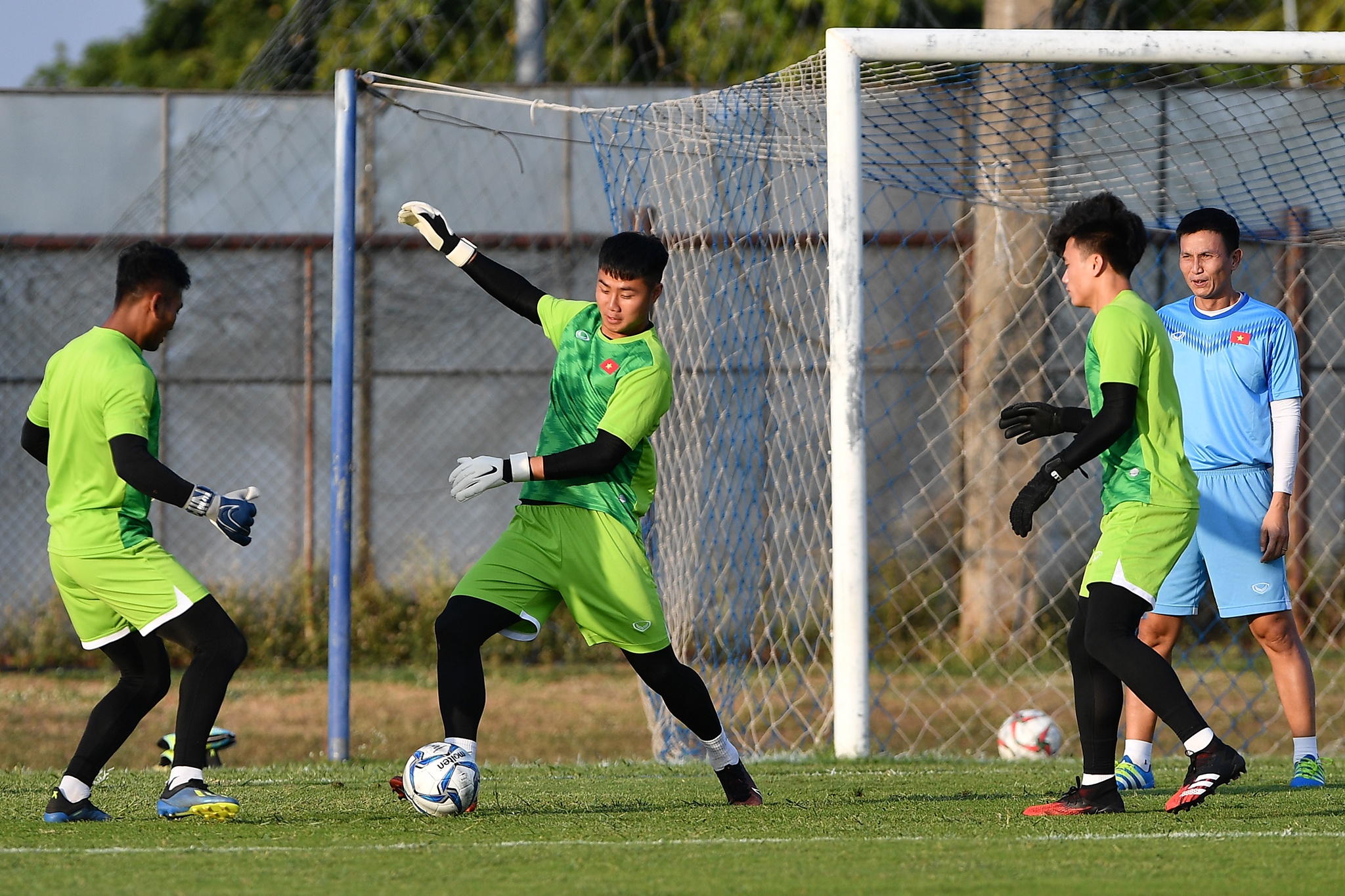 U23 Viet Nam tap luyen truoc ngay khai mac anh 15