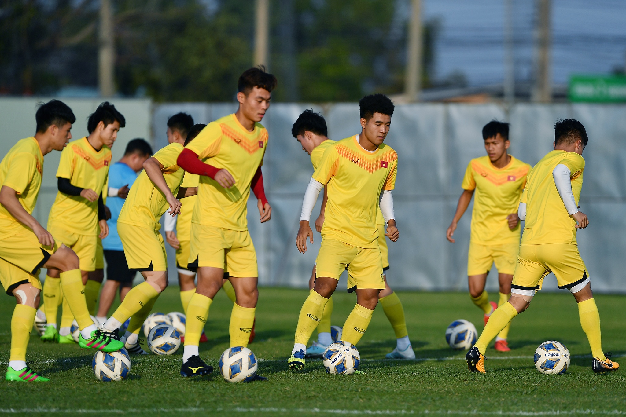 U23 Viet Nam tap luyen truoc ngay khai mac anh 27