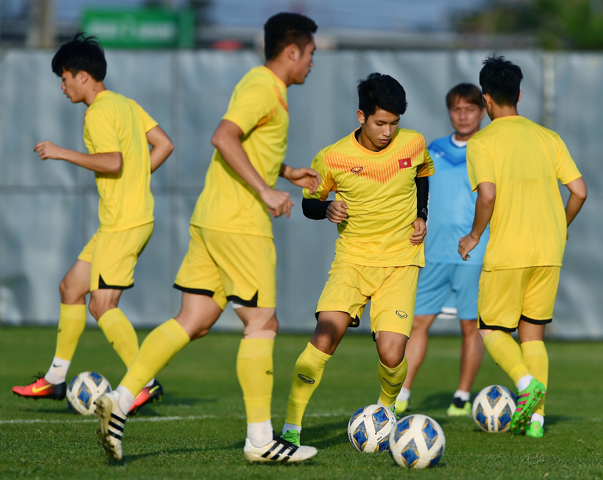 U23 Viet Nam tap luyen truoc ngay khai mac anh 28