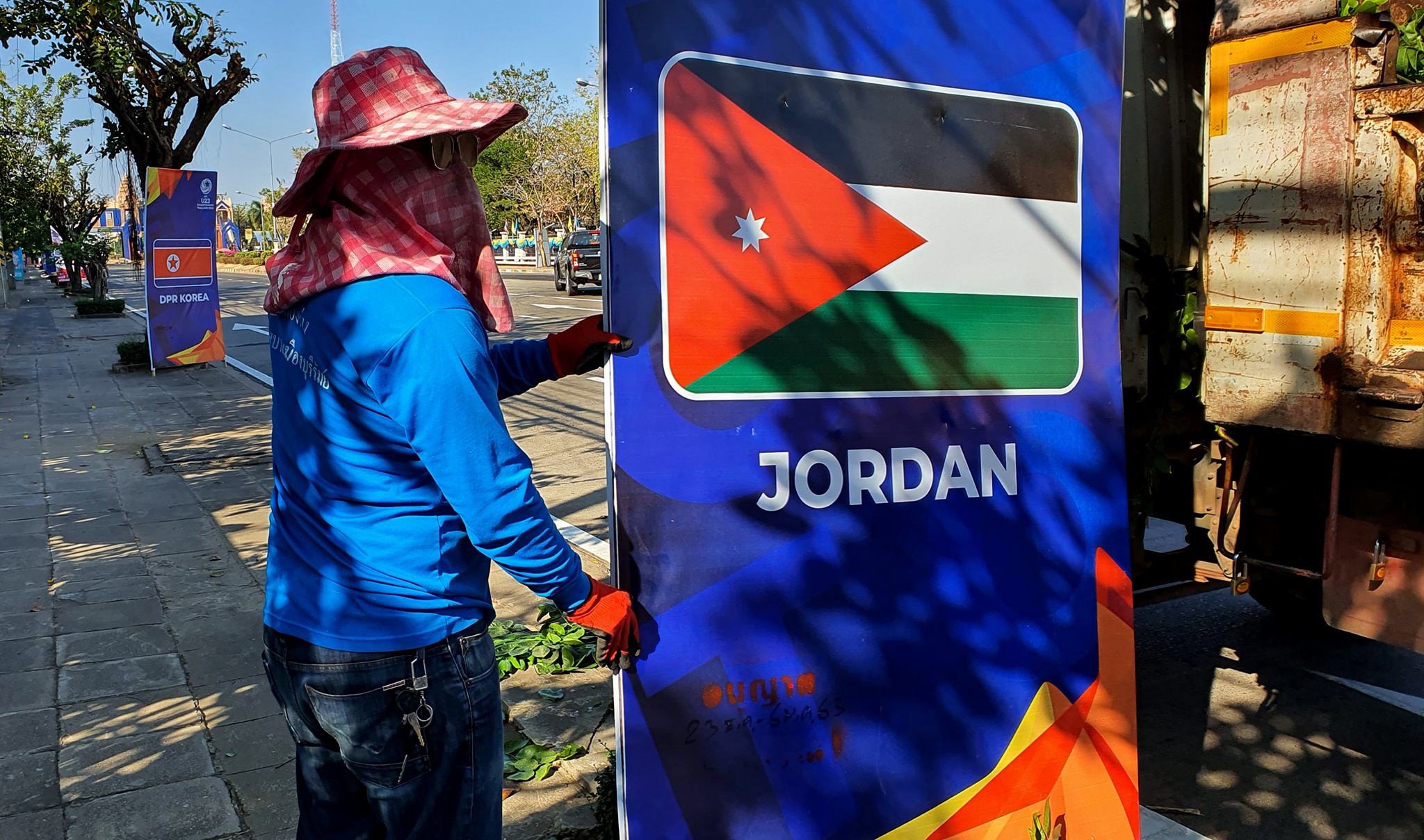 duong pho Buriram truoc gio bong lan anh 9