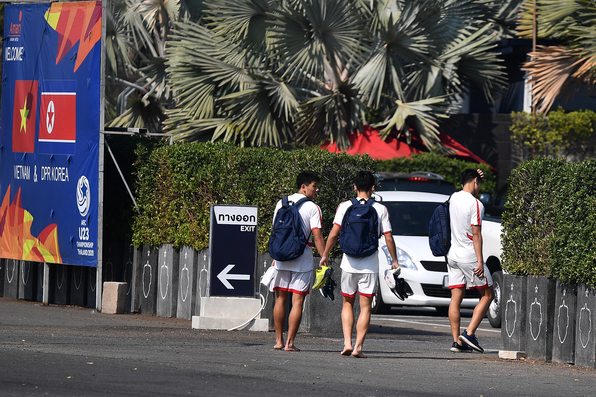 thay tro Park Hang-seo tap luyen o Buriram anh 11