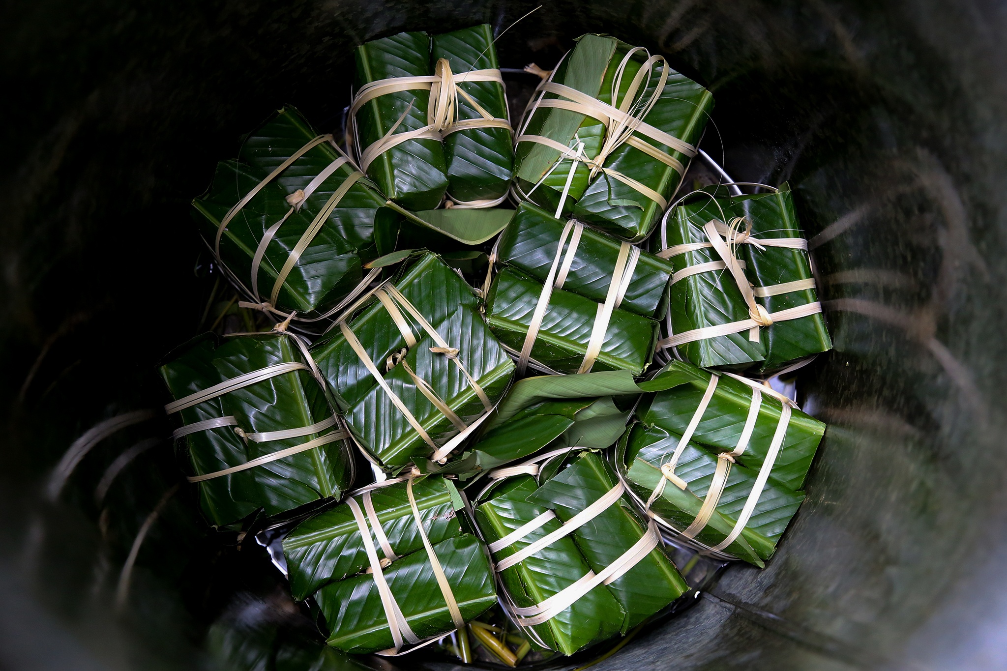 cac gia dinh goi banh chung anh 7