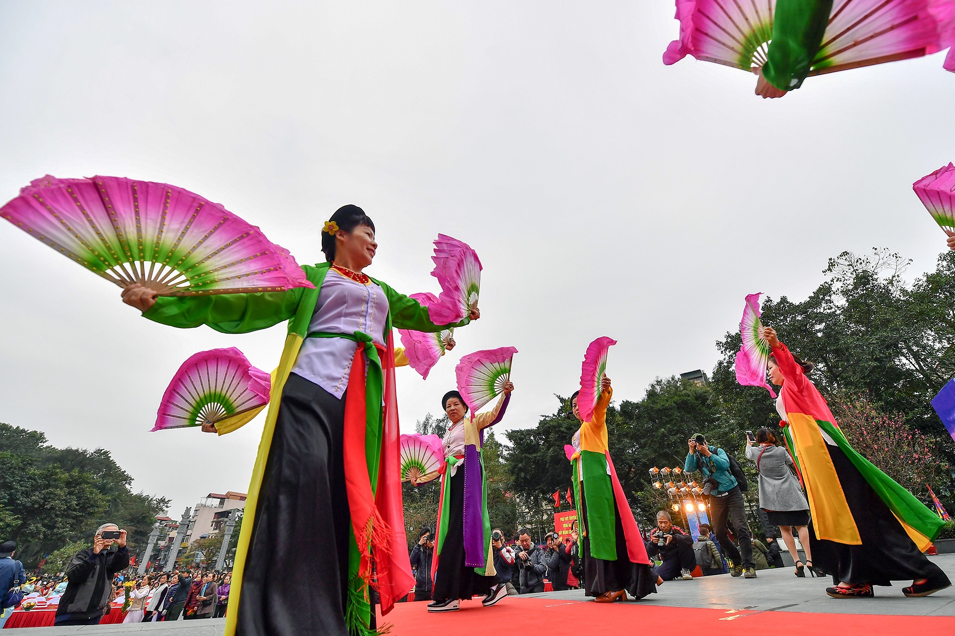 le hoi go Dong Da mung 5 Tet anh 6