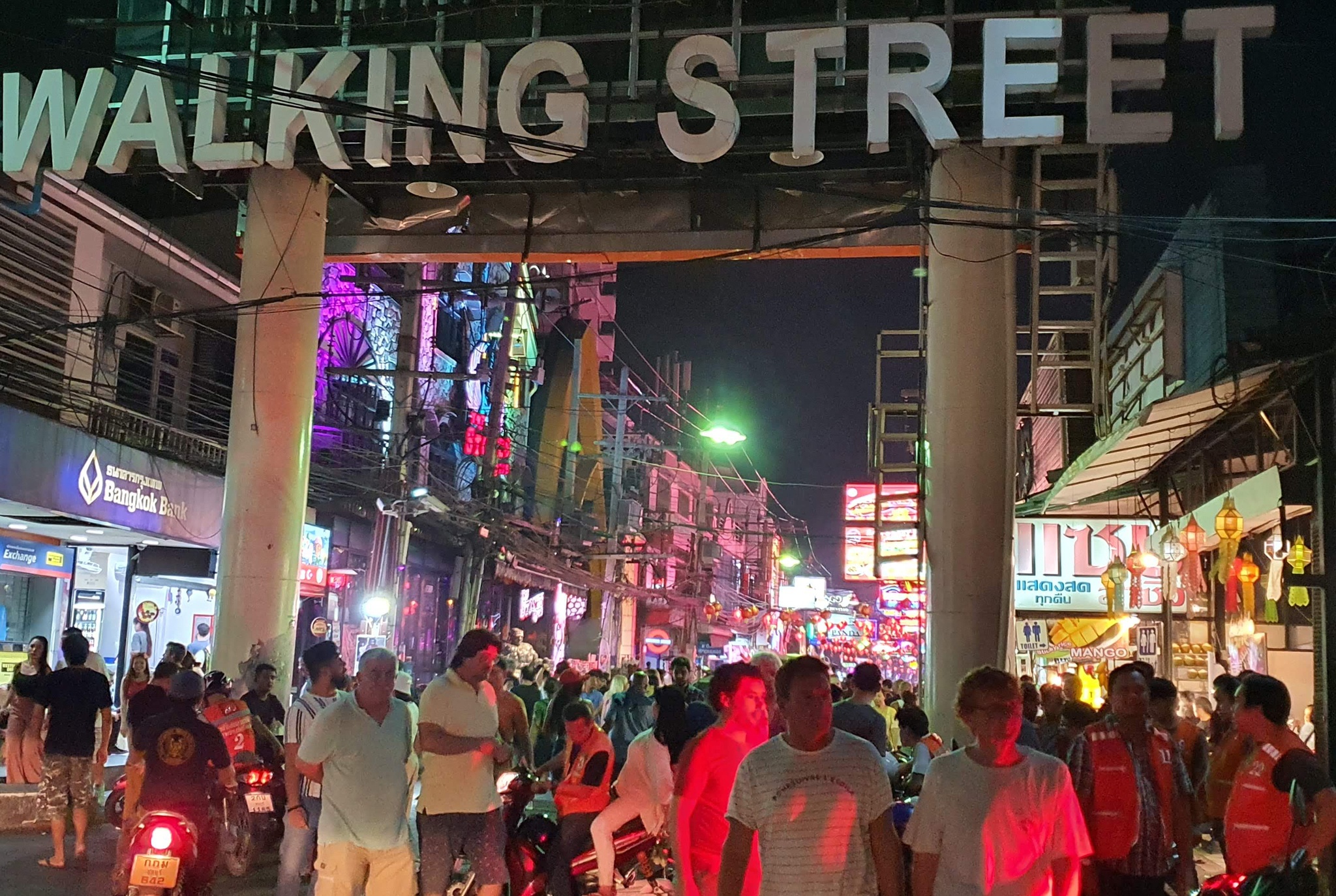 pho di bo o Pattaya Thai Lan anh 1