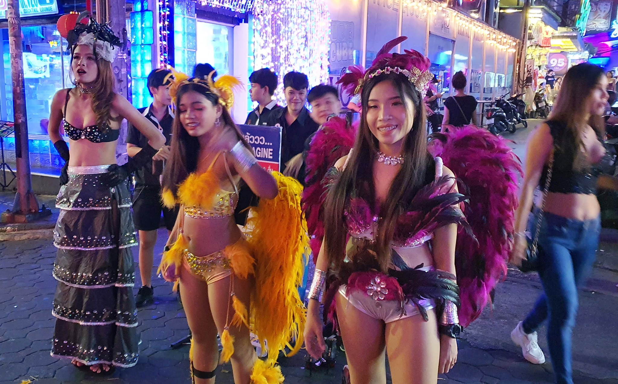 pho di bo o Pattaya Thai Lan anh 5