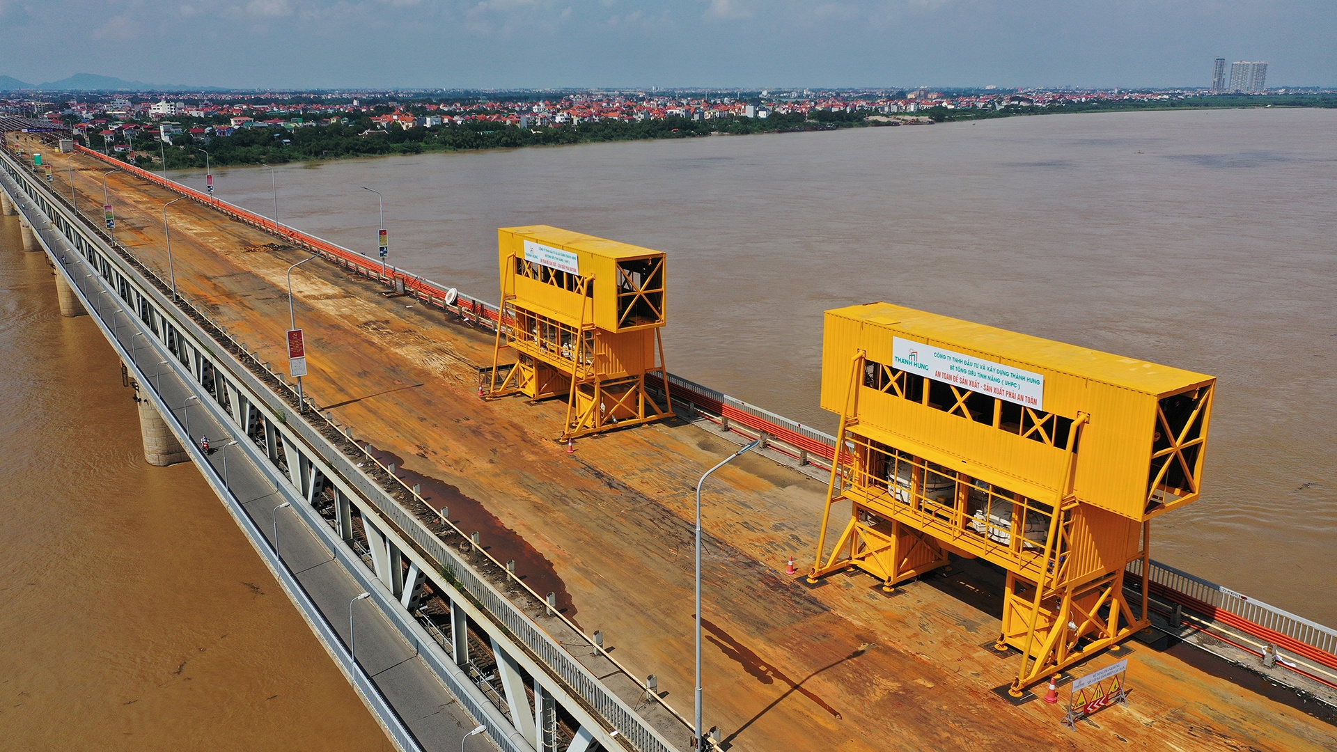 Dai cong truong sua cau Thang Long hinh anh