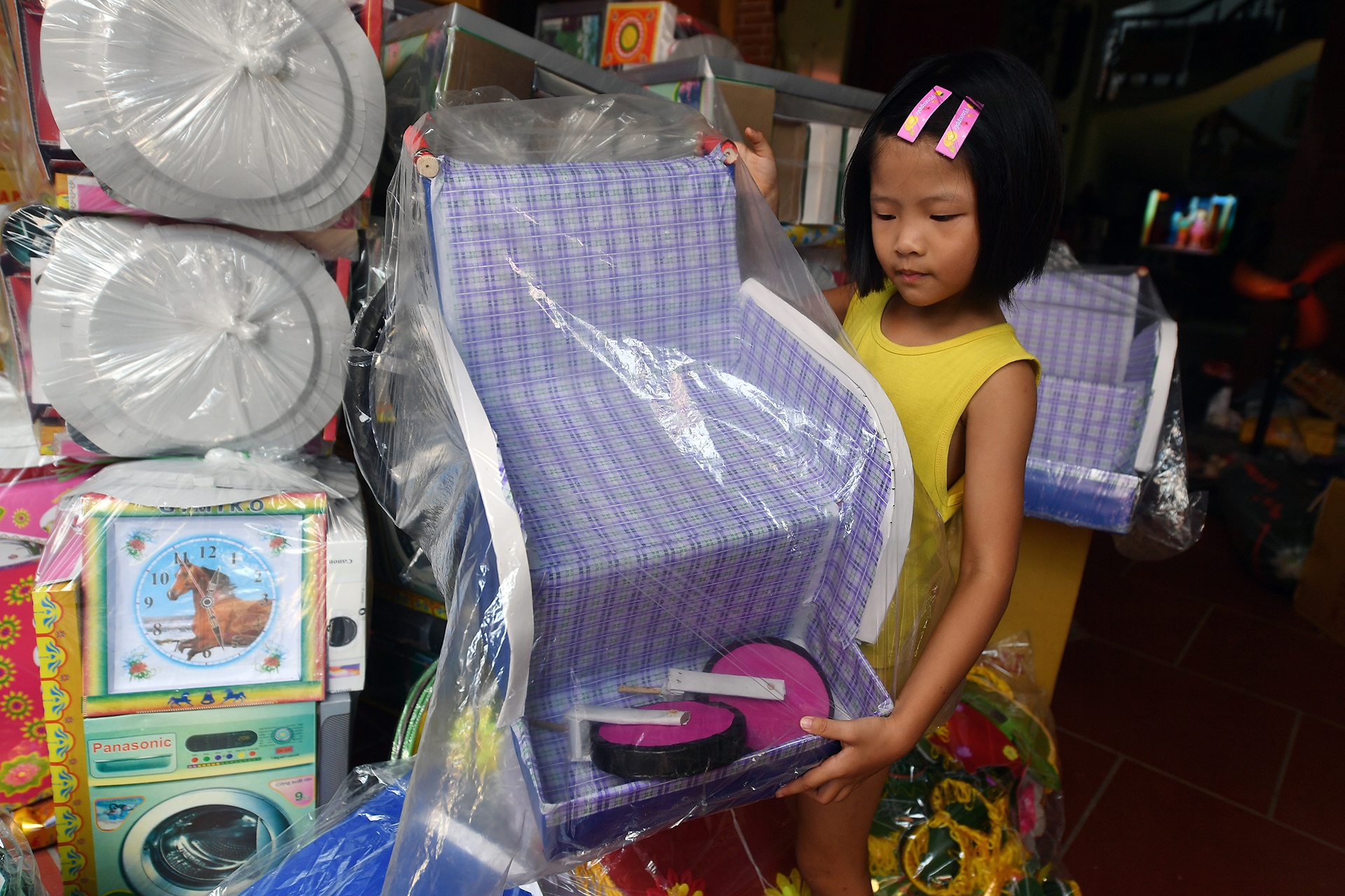 khau trang kinh chong giot ban hang ma mua Vu lan anh 7